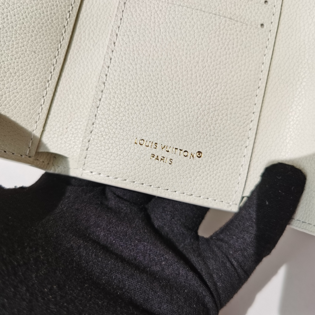 Victorine 錢包 - エレガントなDream色調デザイン