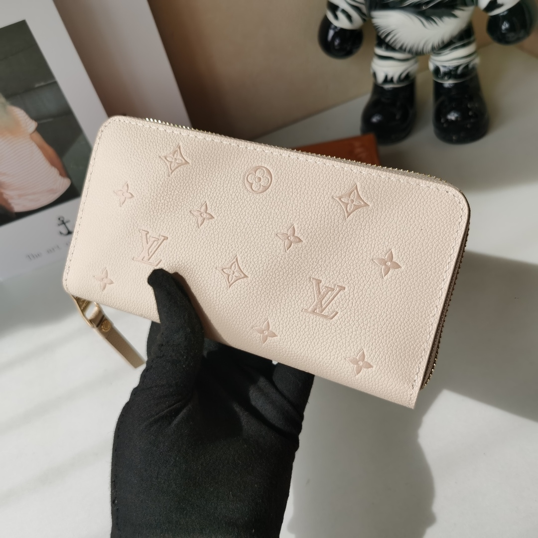 ルイ・ヴィトン ジプティ財布 2023春夏モデル 二色使いのデザイン