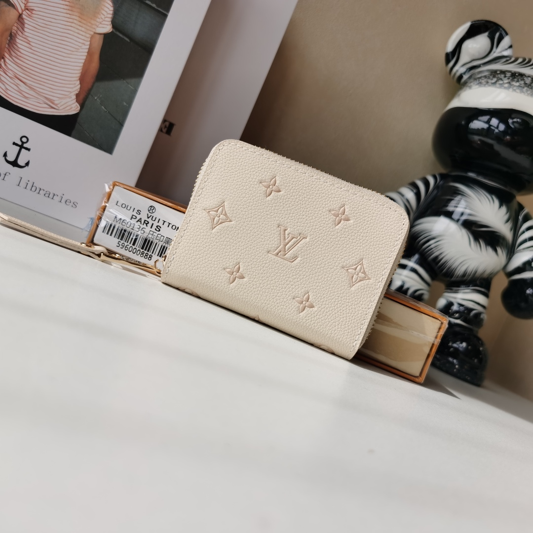 ジッピー・コインパース - 機能性とデザインを兼ね備えた高級レザー財布