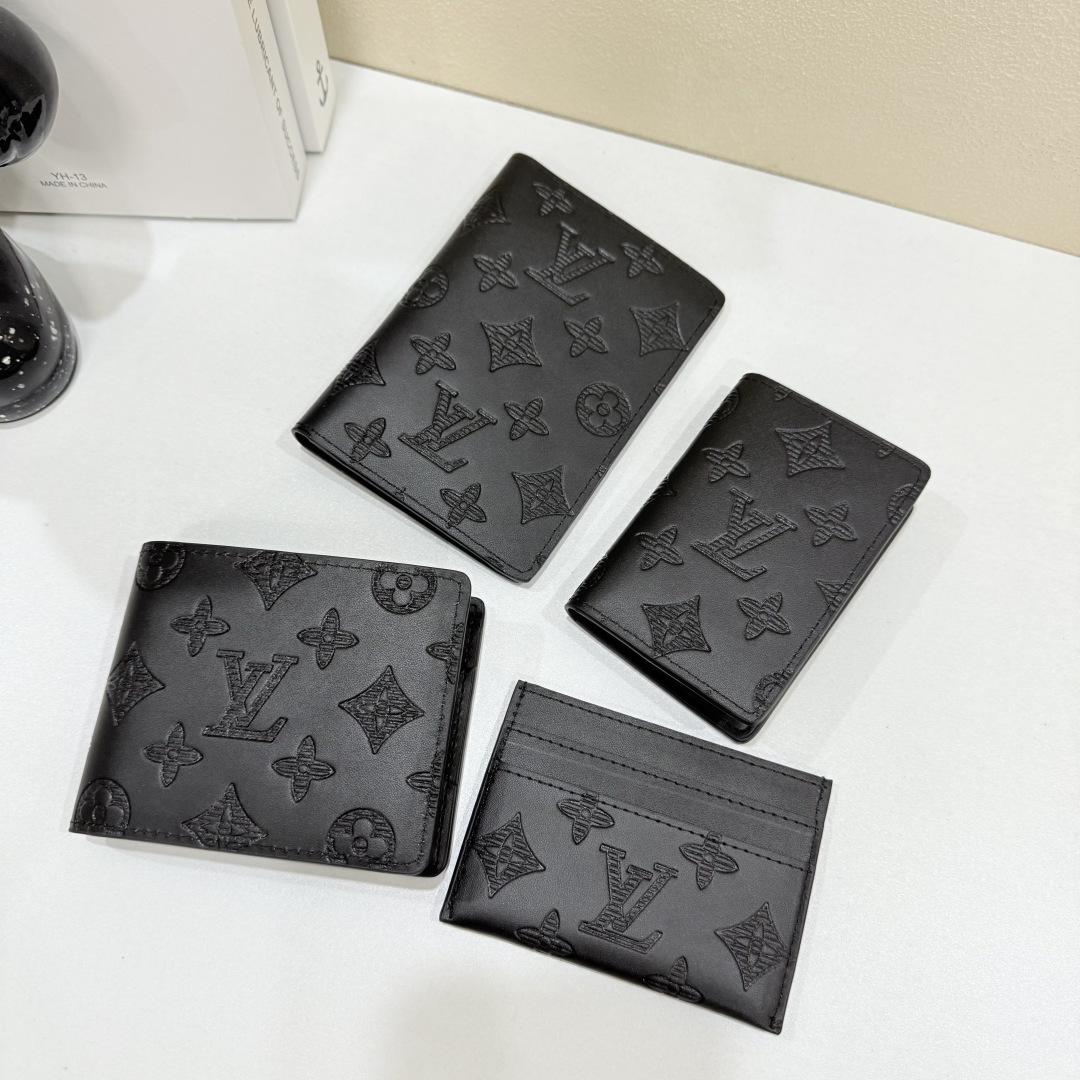 スタイリッシュなモノグラムエクリプス カードケース