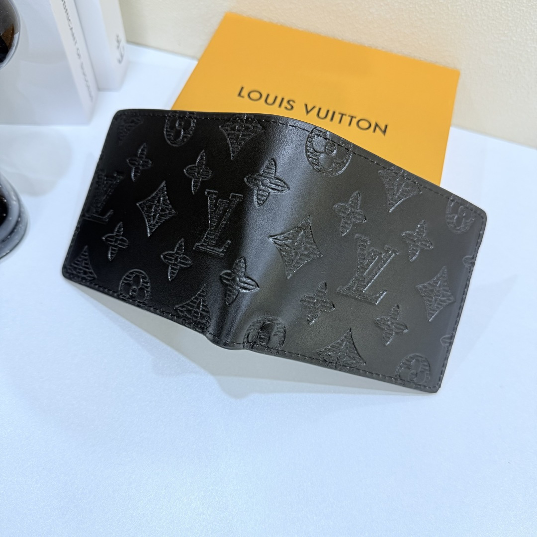 ルイ・ヴィトンのダミエグラフィット財布