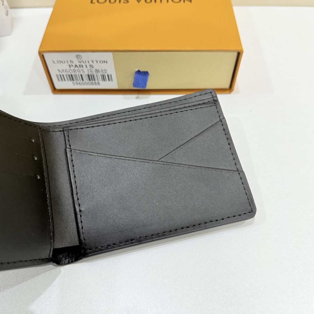 ルイ・ヴィトンのダミエグラフィット財布