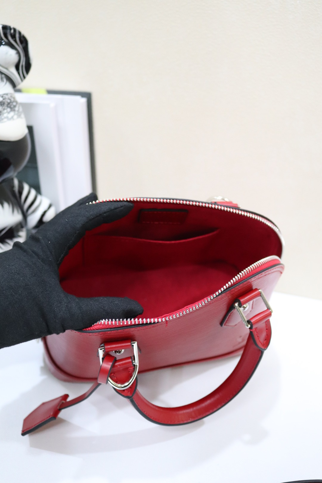 ルイ・ヴィトン 水波纹贝壳包 Alma BB