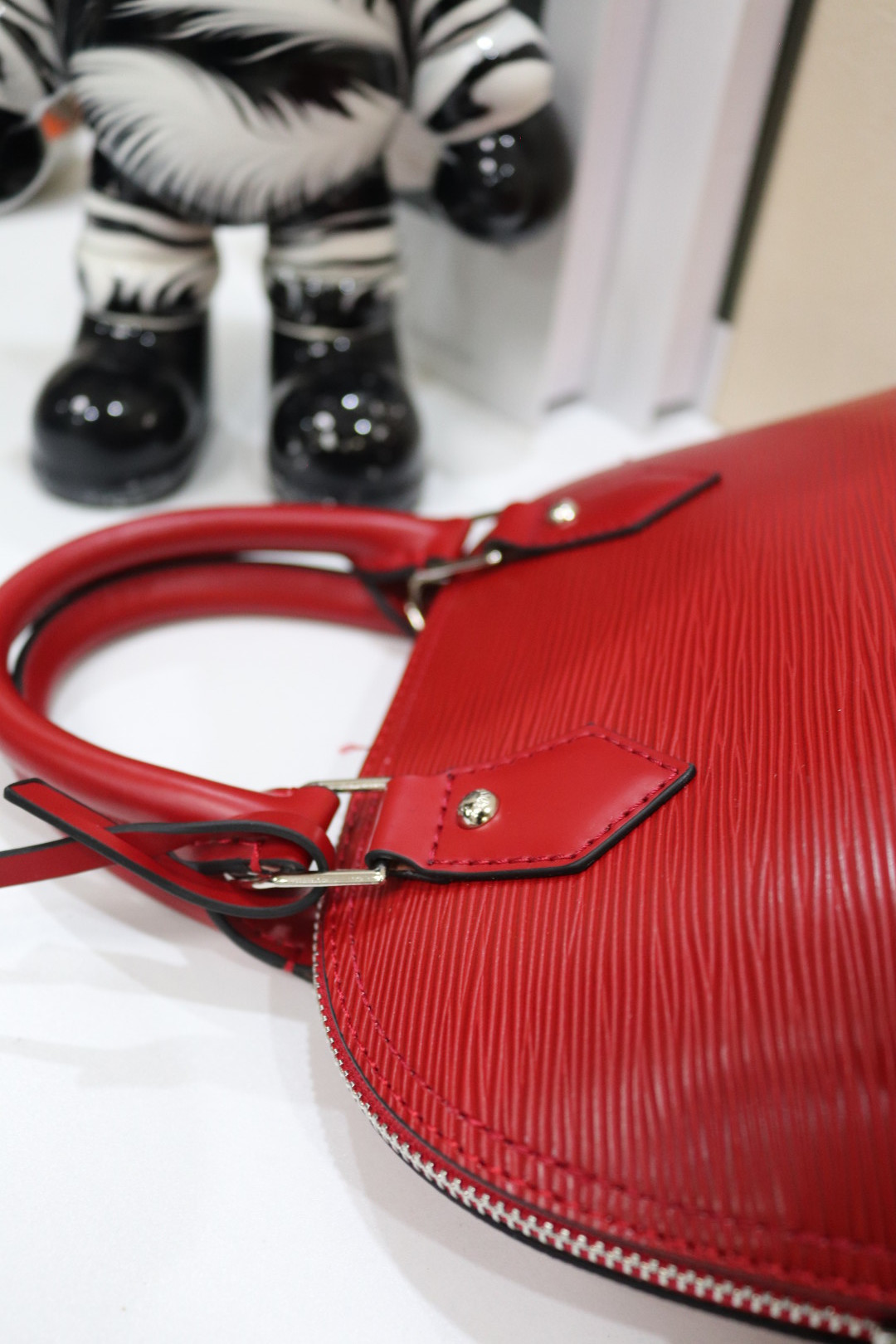 ルイ・ヴィトン 水波纹贝壳包 Alma BB