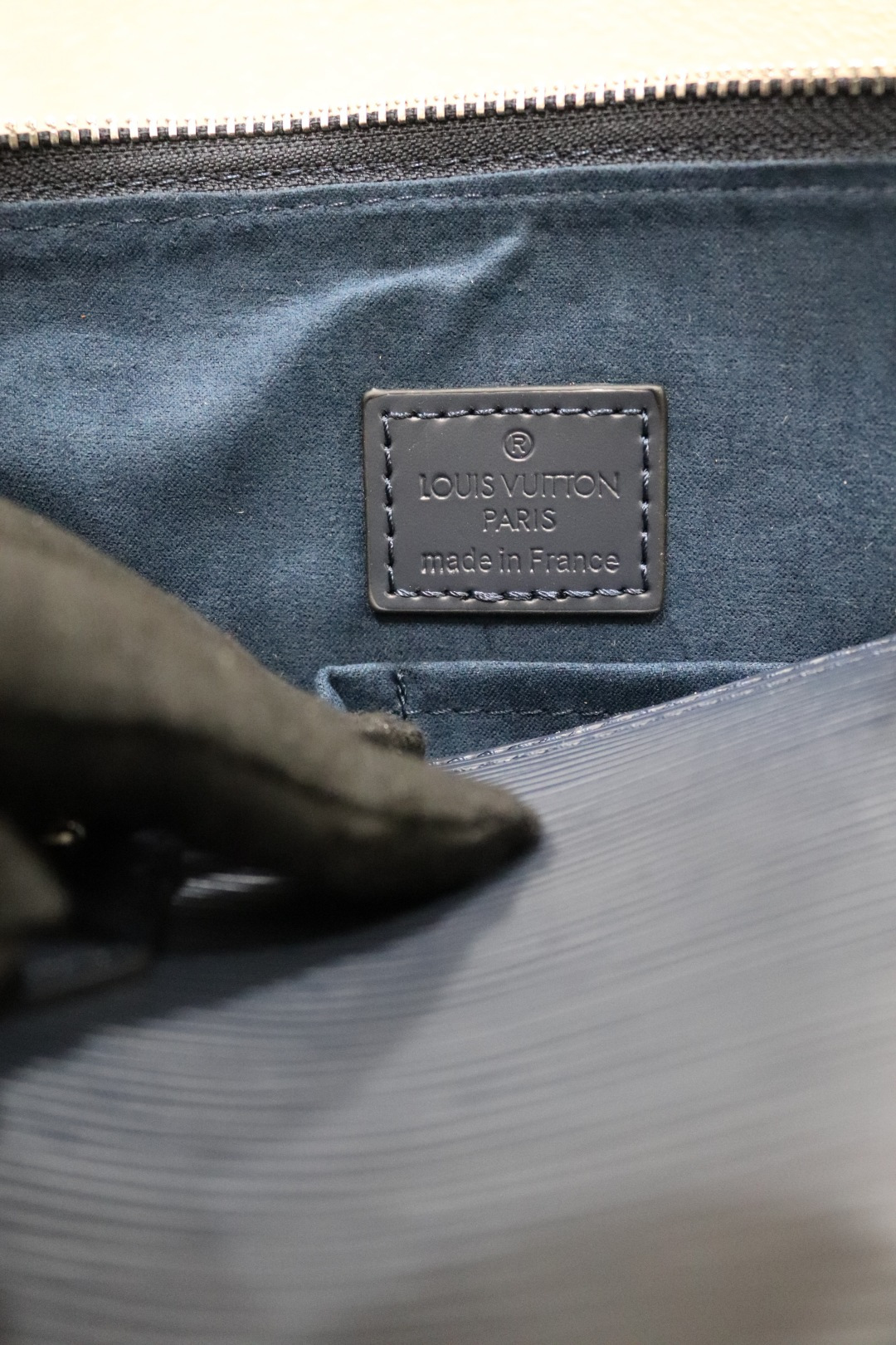 ルイ・ヴィトン Alma BB 水波纹贝壳包