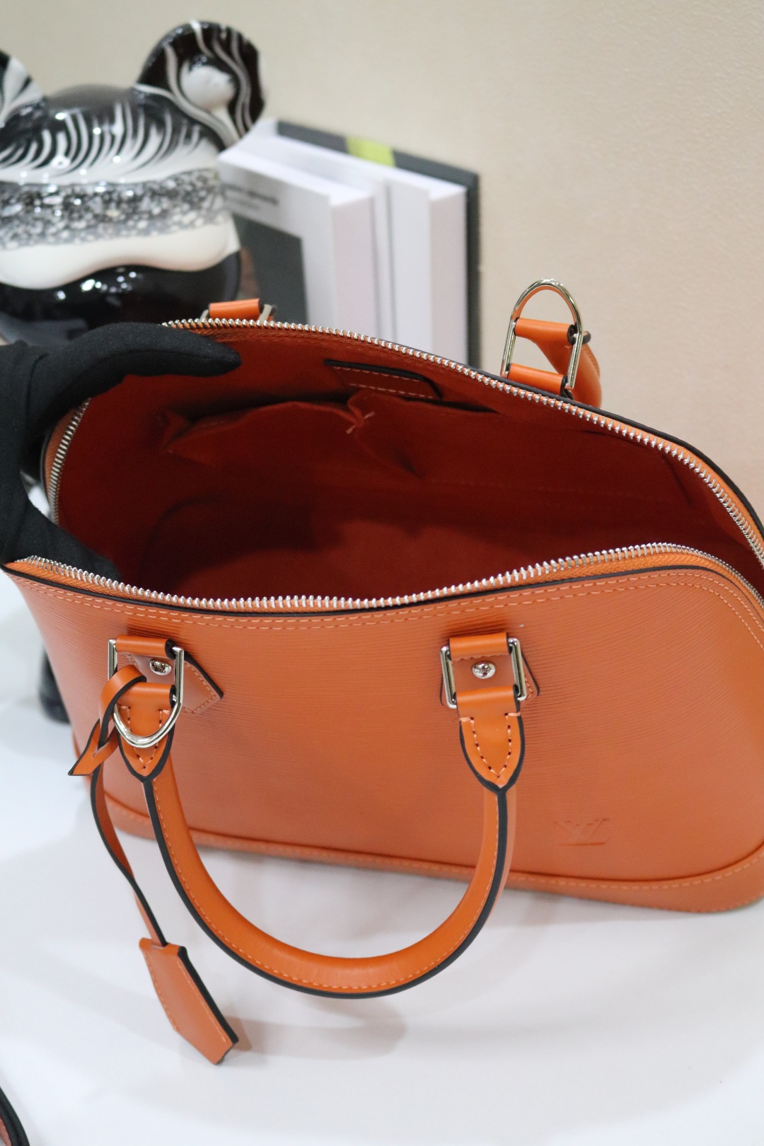 ルイ・ヴィトン M91606 水波纹贝壳包 Alma BB