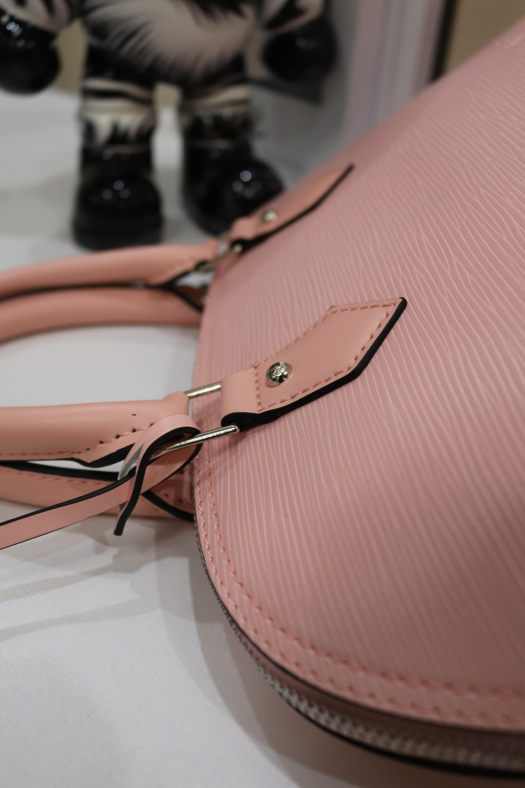 Louis Vuitton Alma BB 水波纹贝壳包