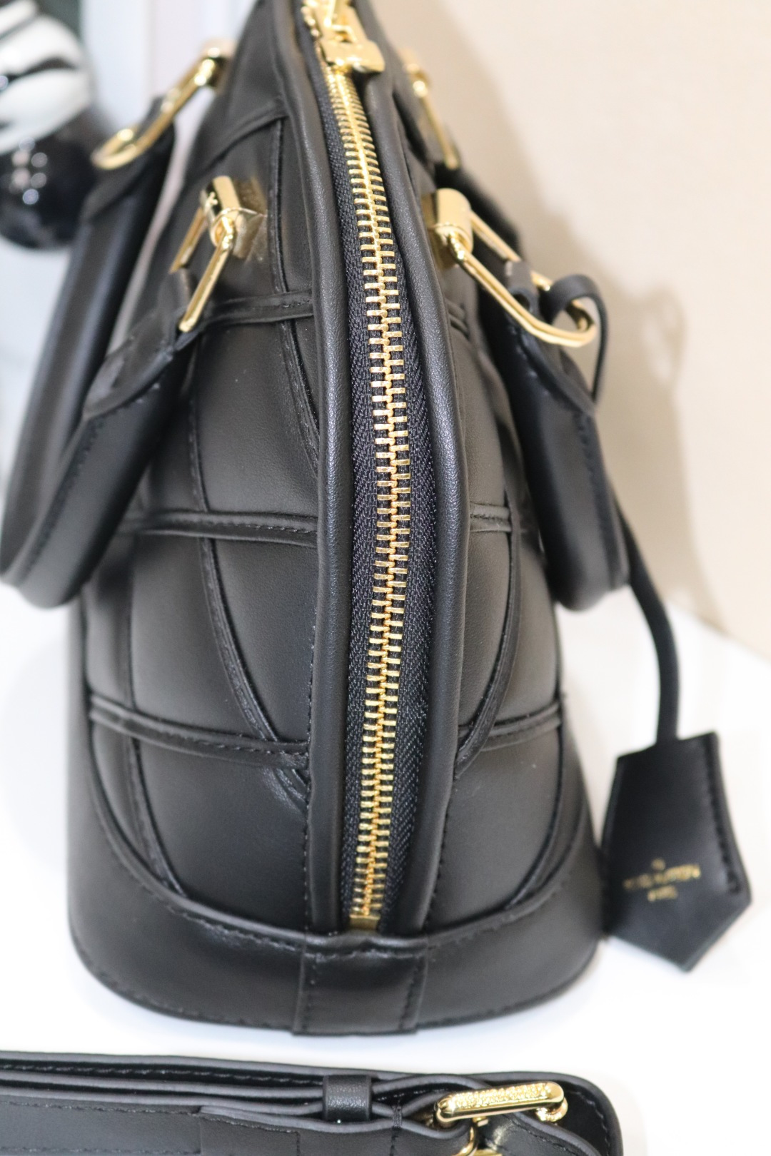 ルイ・ヴィトン Alma BB ショルダーバッグ