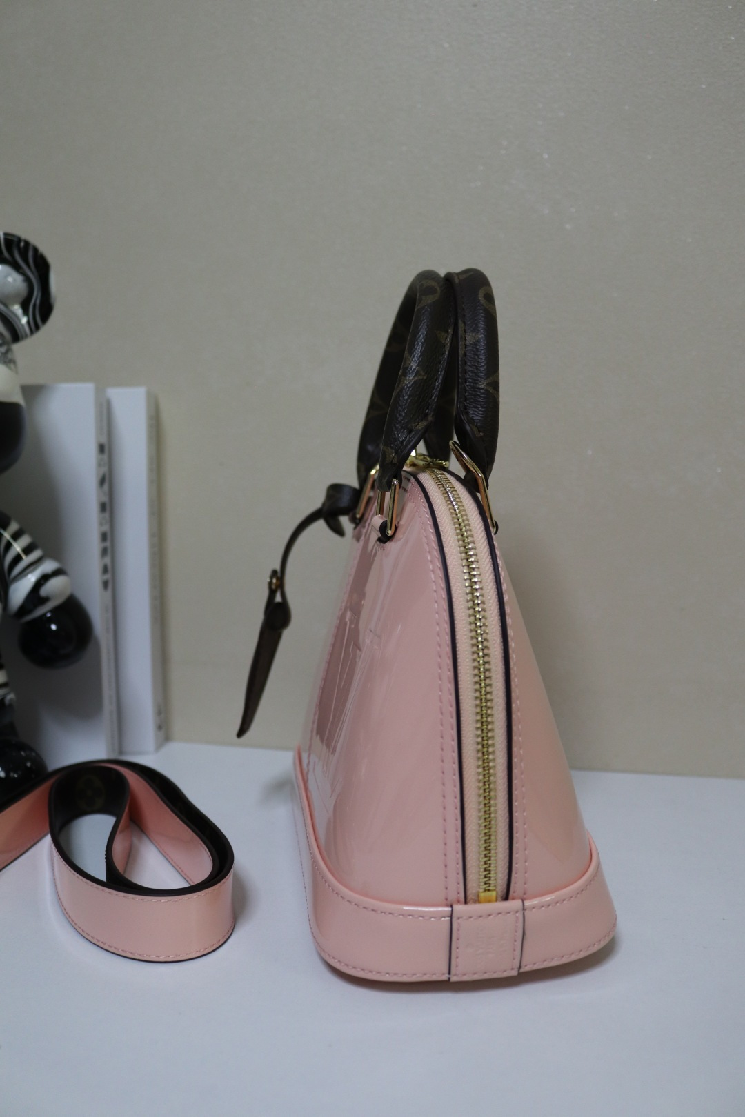 ルイ・ヴィトン Alma BB ベルバケットバッグ