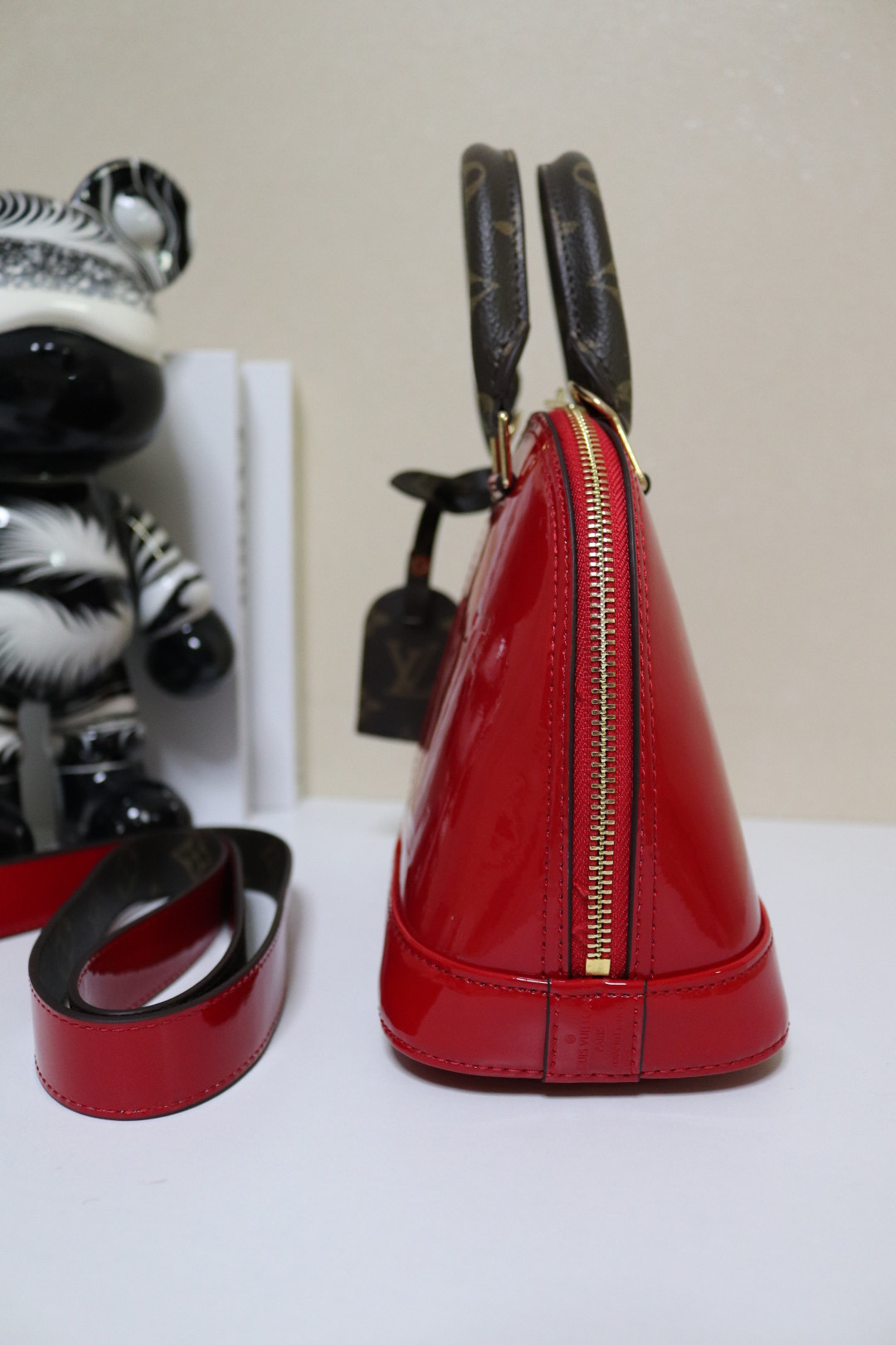 ルイ・ヴィトン Alma BB ベルリュー ショルダーバッグ