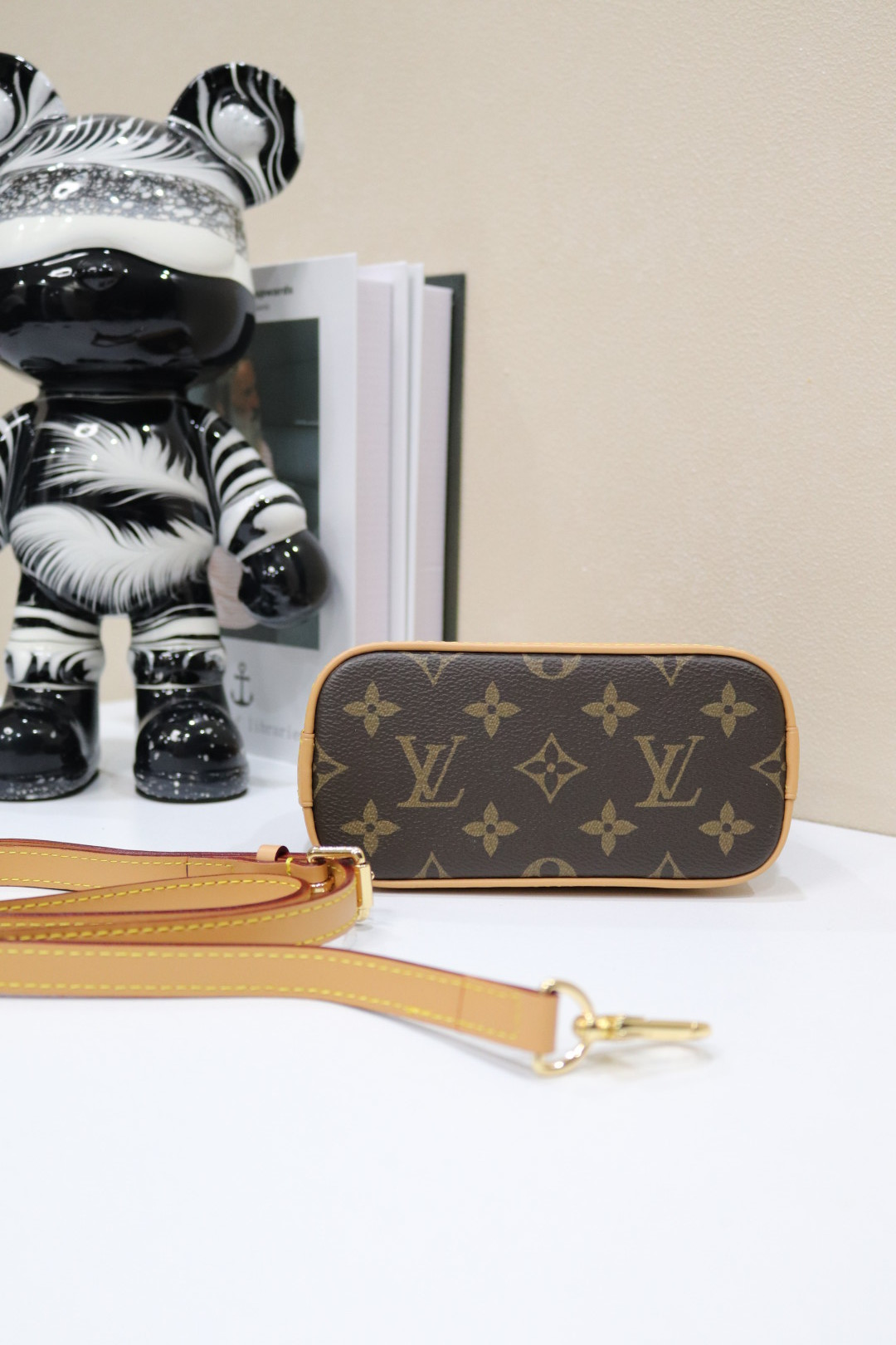 M53152ミニ老花デザインのファッションバッグ