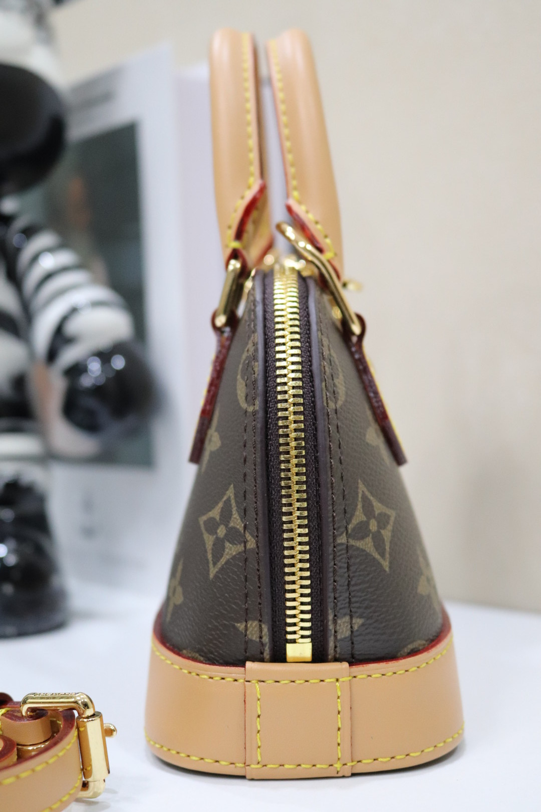 M53152ミニ老花デザインのファッションバッグ