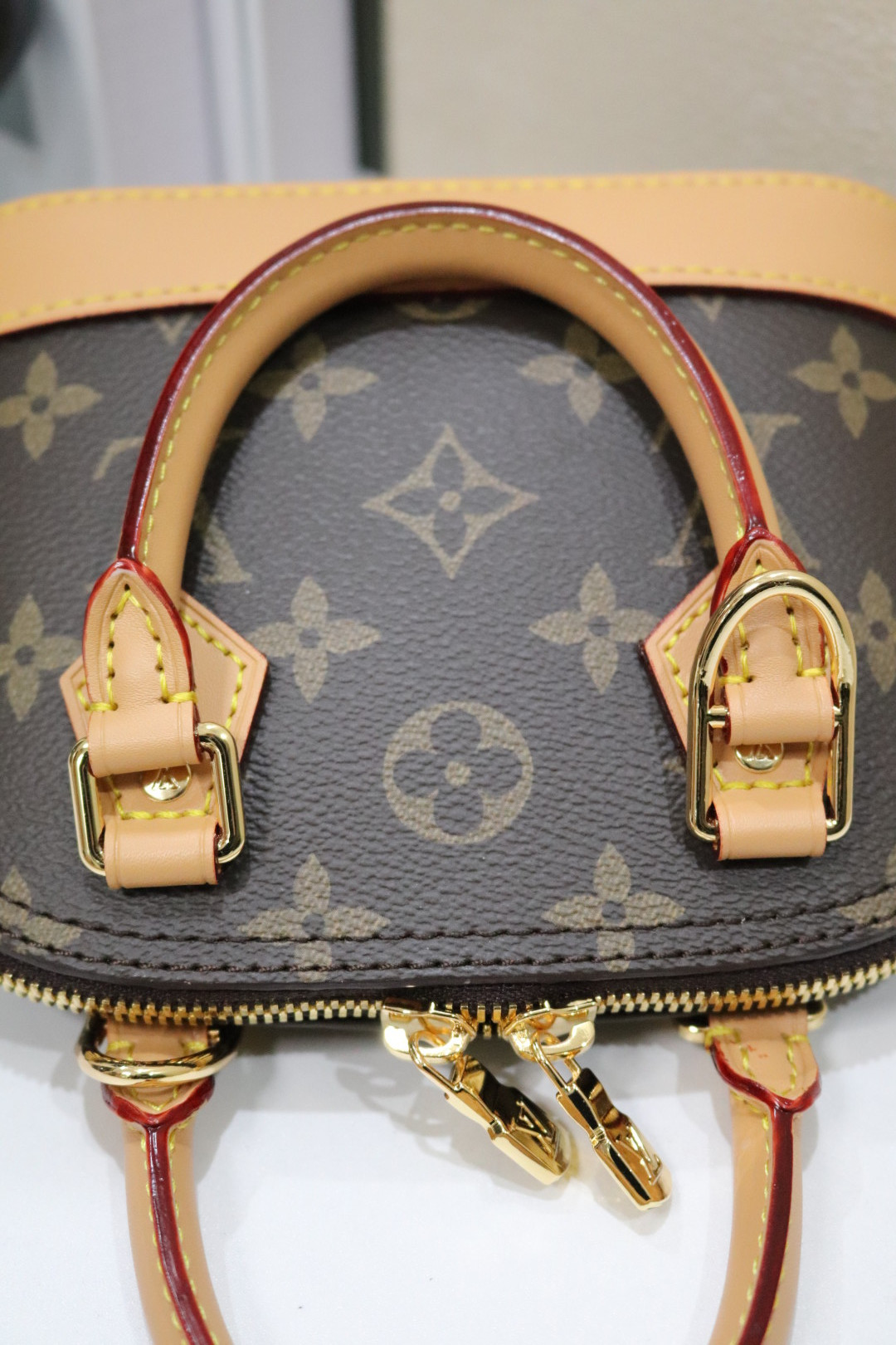 M53152ミニ老花デザインのファッションバッグ