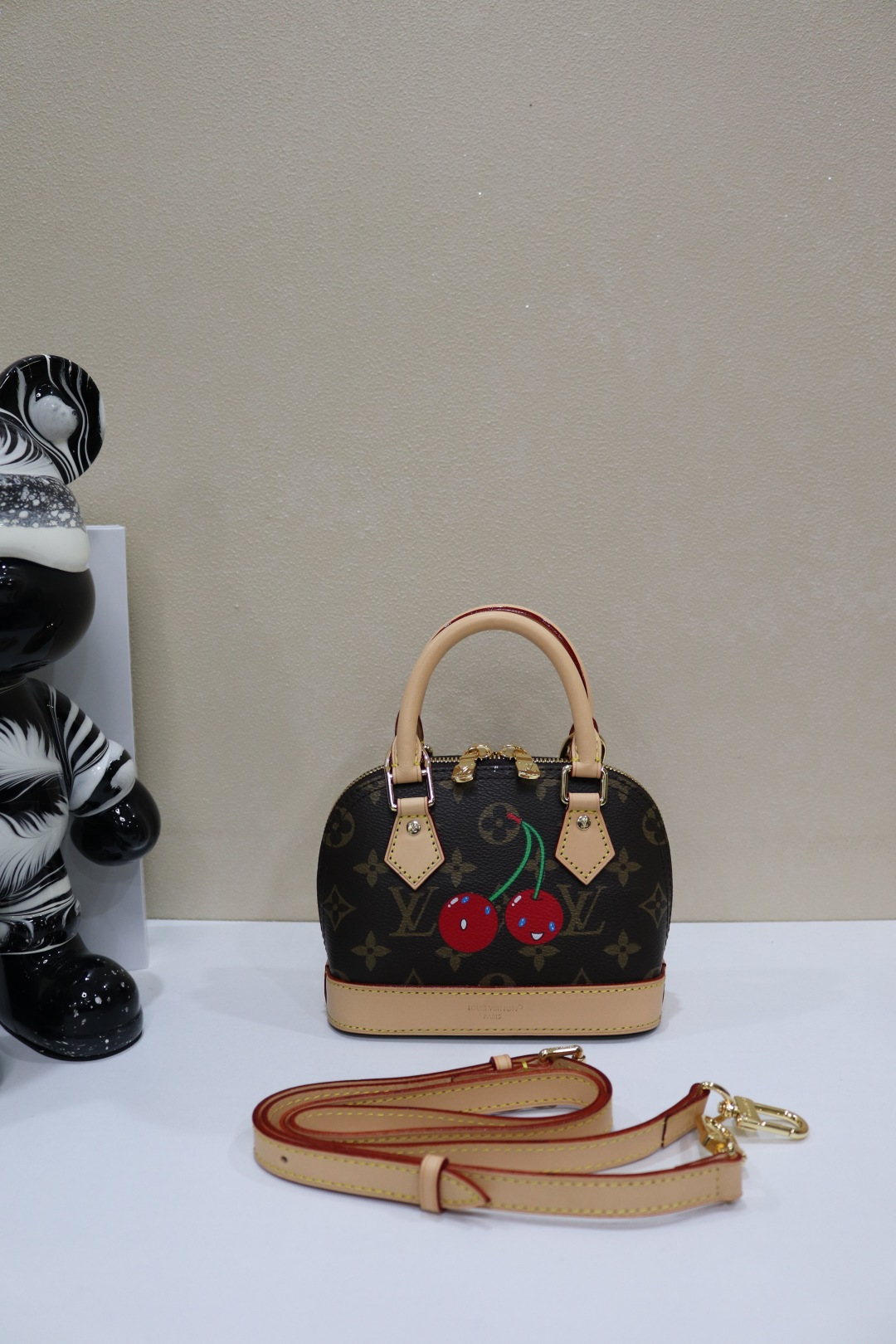 Louis Vuitton x Murakami Alma BB手袋 - 鮮やかな桜のデザイン