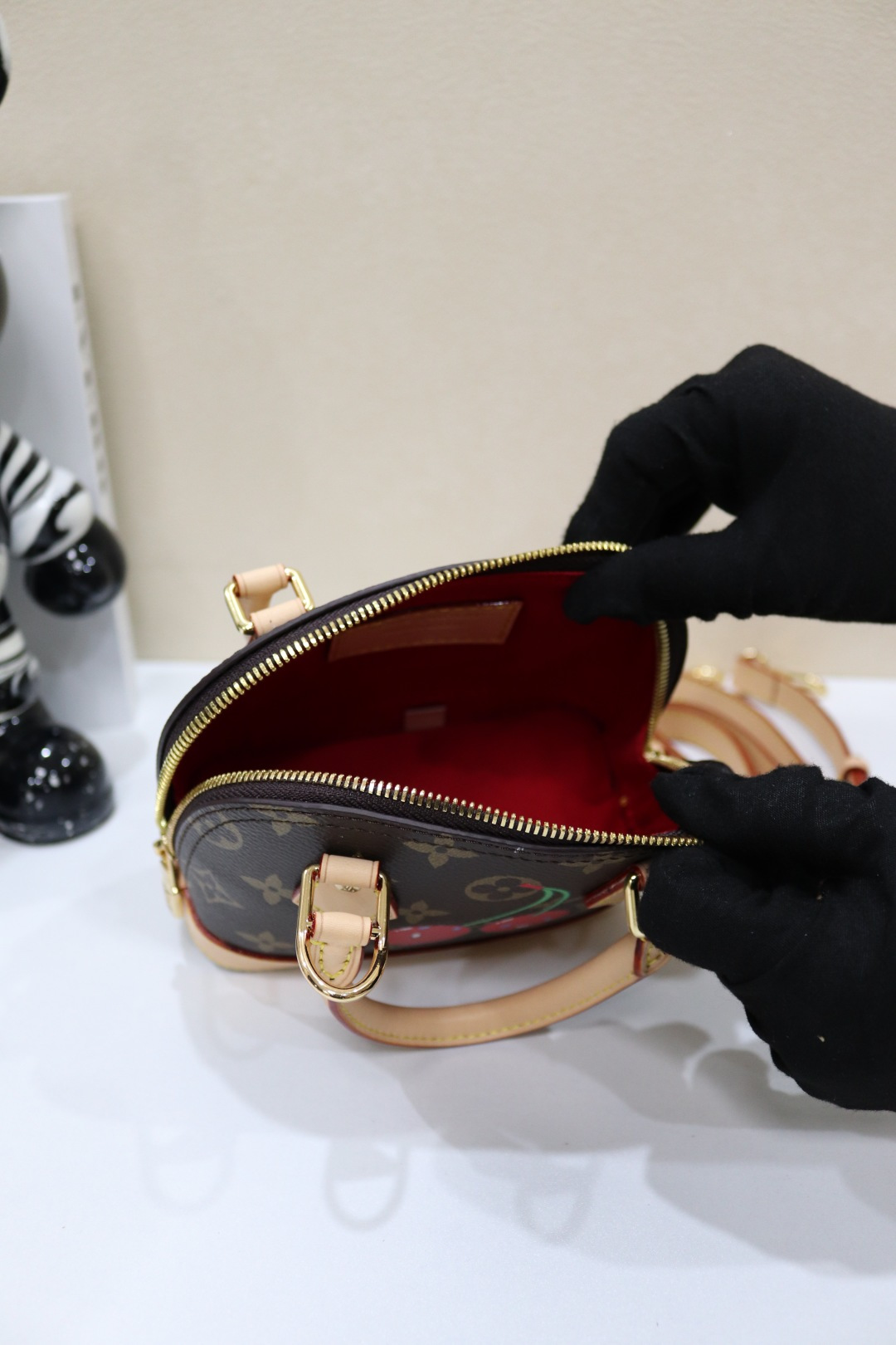 Louis Vuitton x Murakami Alma BB手袋 - 鮮やかな桜のデザイン