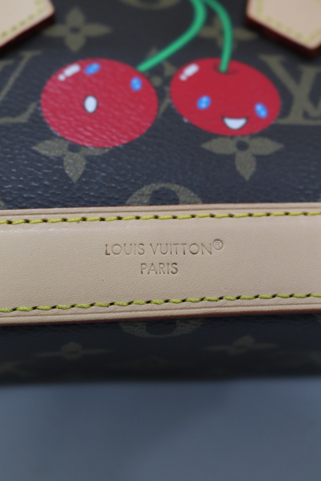 Louis Vuitton x Murakami Alma BB手袋 - 鮮やかな桜のデザイン