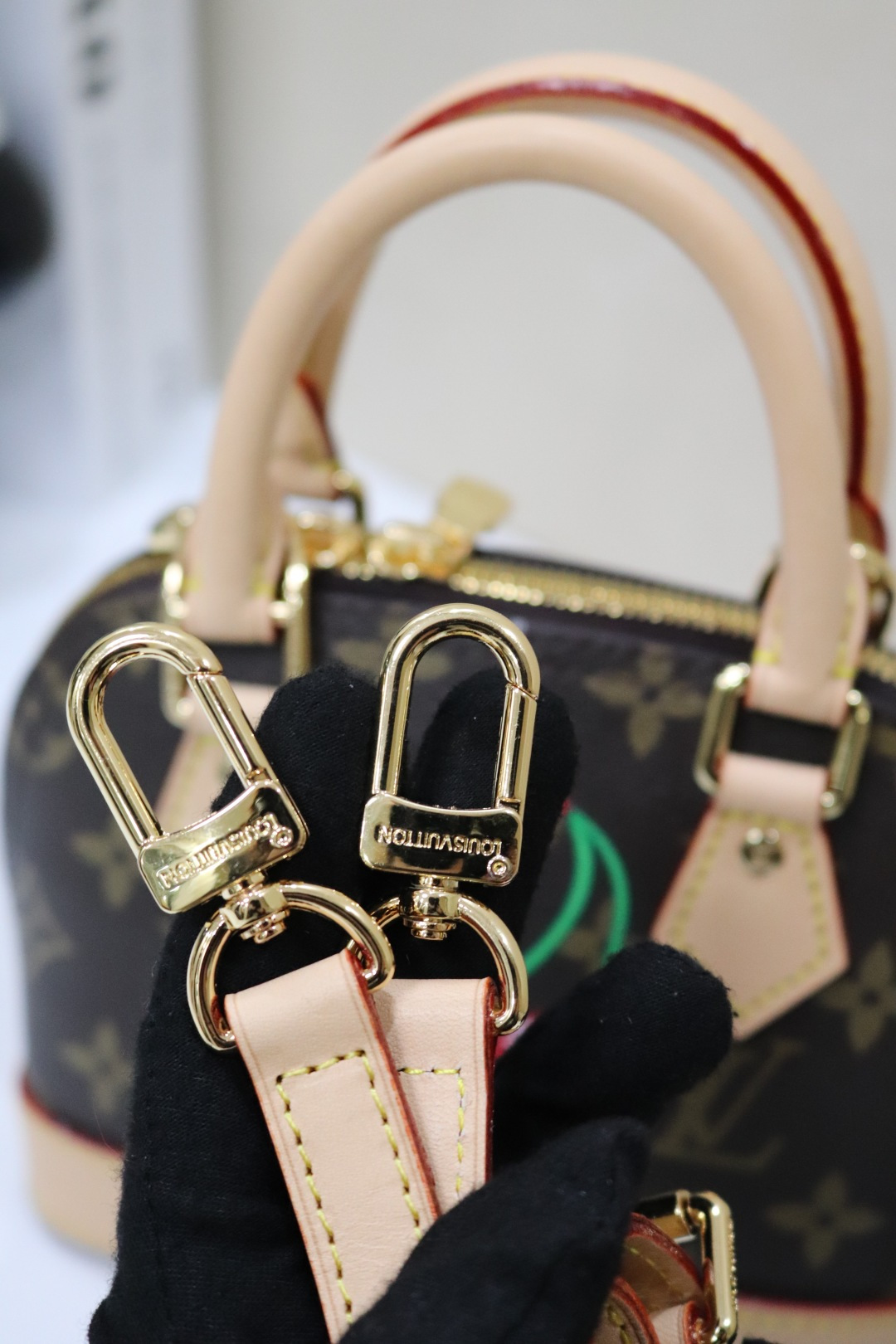 Louis Vuitton x Murakami Alma BB手袋 - 鮮やかな桜のデザイン