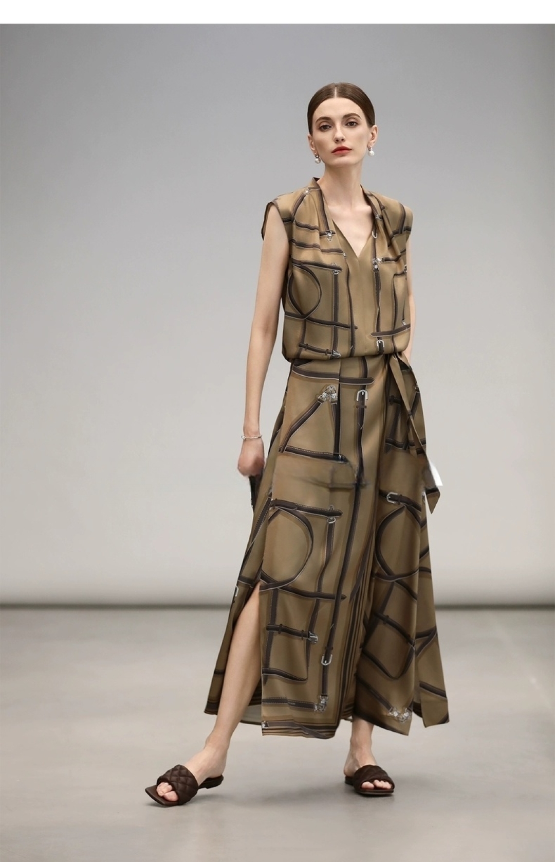 High-Quality Women’s Suit Support and Packing Services for H’s Fashion Exchange - 图片 3