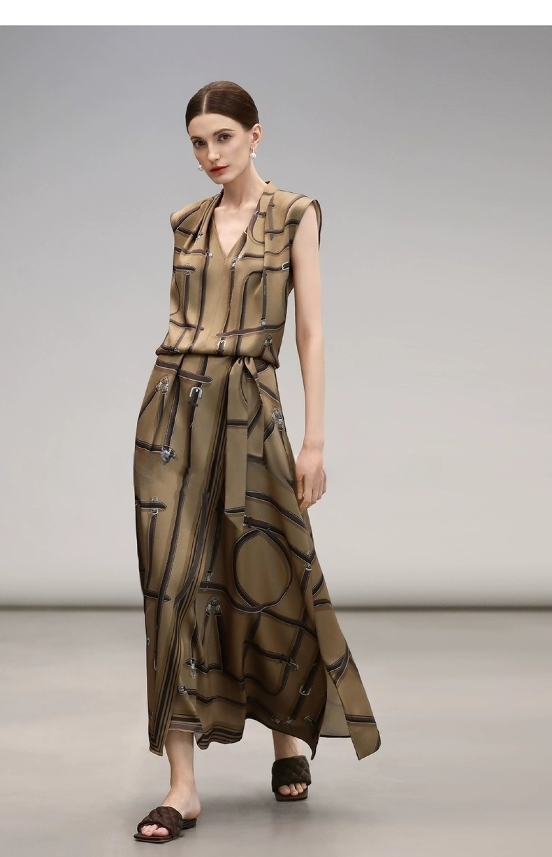 High-Quality Women’s Suit Support and Packing Services for H’s Fashion Exchange - 图片 6