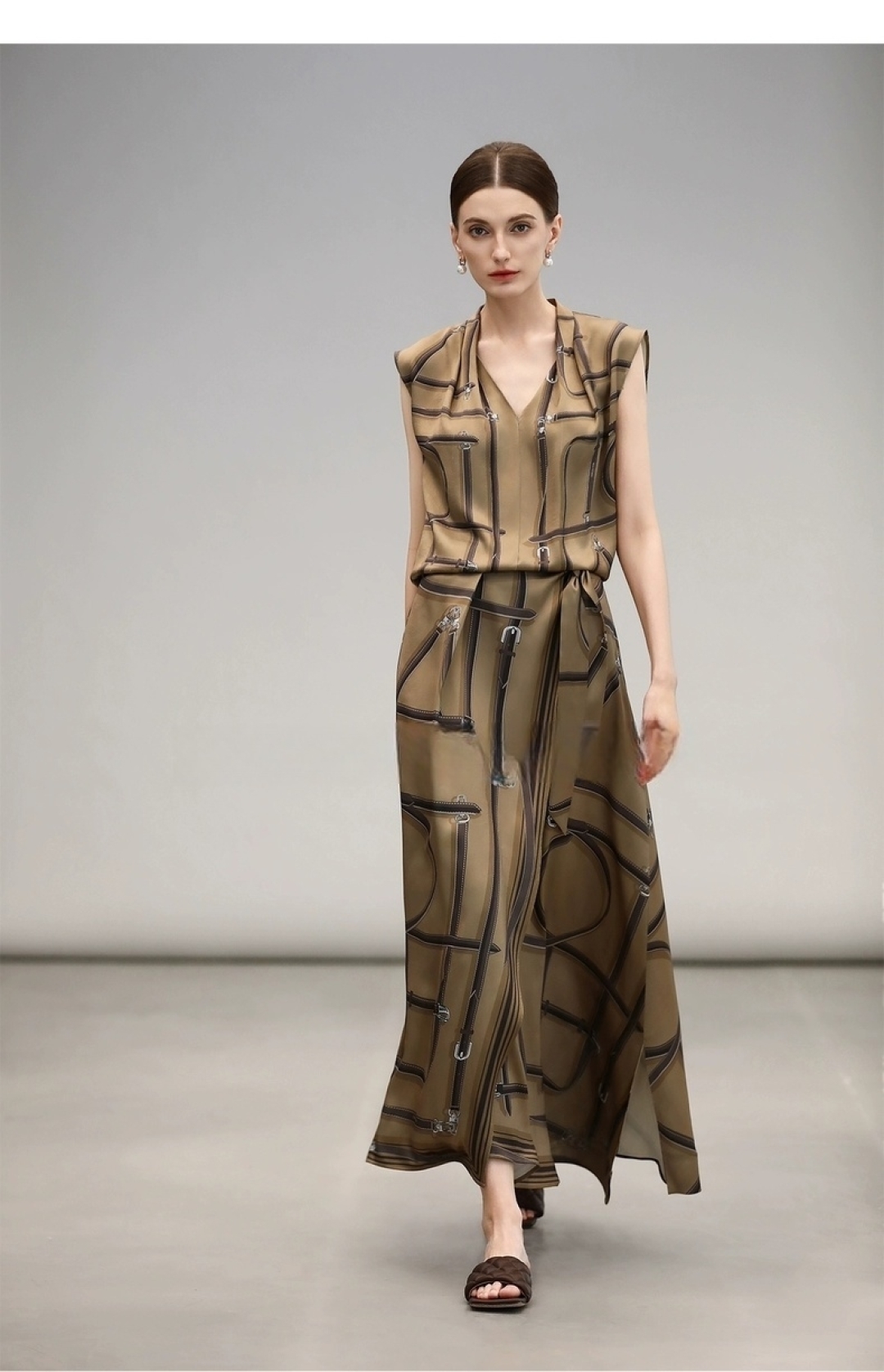 High-Quality Women’s Suit Support and Packing Services for H’s Fashion Exchange - 图片 5