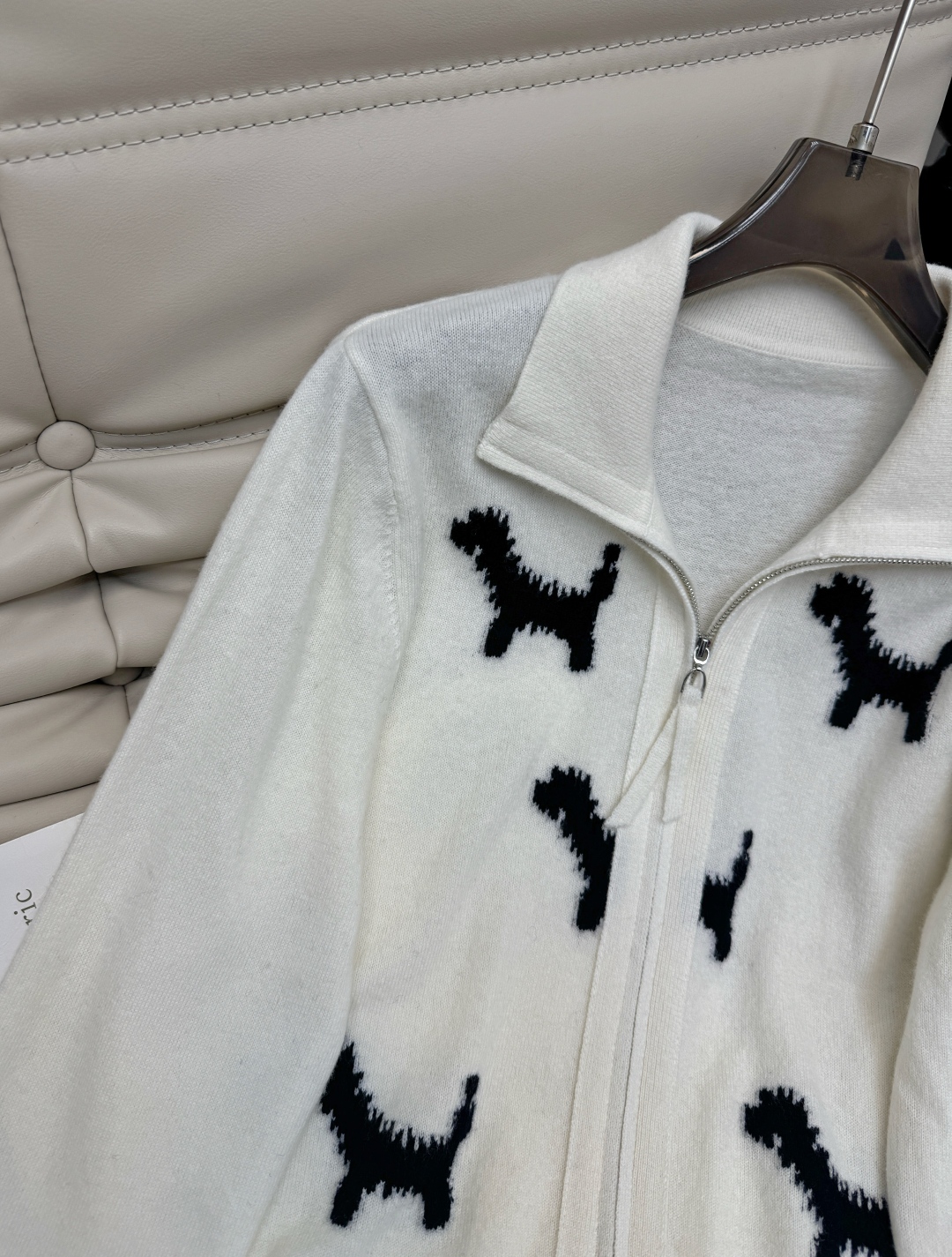 Retro Chic Wool Blend Set with Custom Zipper Design - Soft & Comfortable 3 cmp i1759664628775 7058 0 1