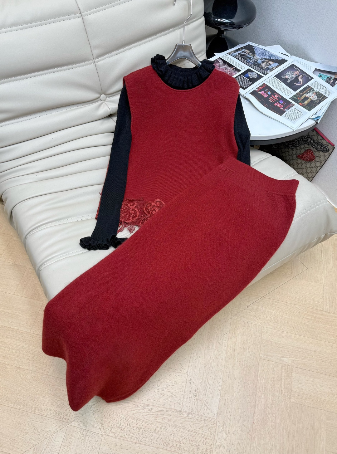 NO:627929,19860909打底最新款美德拉甜美风蕾丝拼接无袖背心上衣木耳边打底开叉长款半身裙套装 后背蝴蝶结设计太美啦 减龄款 一套上身温柔气质 简直太仙了♀2色 现货发售 码数SML,,skirts,alexander wang,Women's clothing