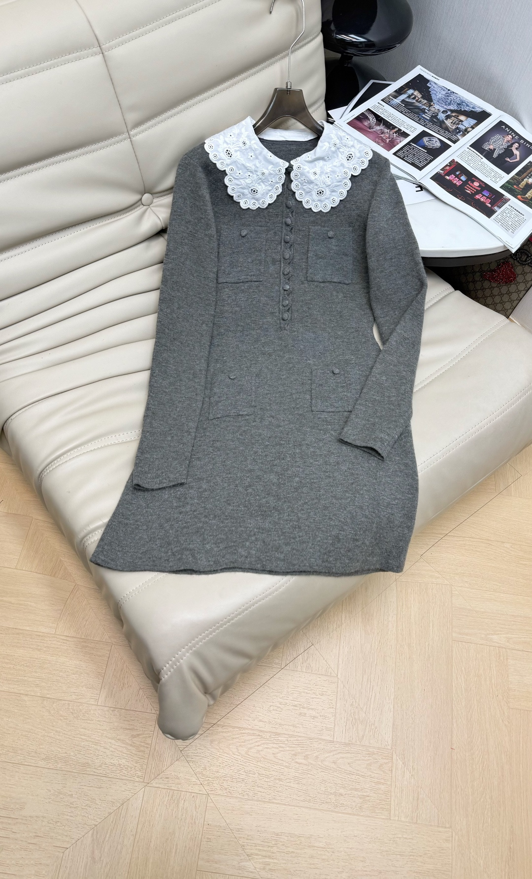 NO:654225,New 25 autumn and winter sweet and cool gray knitted skirt in early spring. Heavy white lace doll collar + multi-pocket design. The knitted fabric is close to the skin and looks slimming. It has the right balance between sweet girly and noble feeling. It can be worn with boots or coats. Size SMLM, boots, skirts, alexander wang19860909早春上新New 25秋冬系甜酷灰调针织裙重工白色蕾丝娃娃领+多口袋设计,针织面料贴肤显瘦,甜妹感和贵气感平衡得刚好,搭长靴或大衣都适配~码数 SMLM,,boots,skirts,alexander wang,Women's clothing