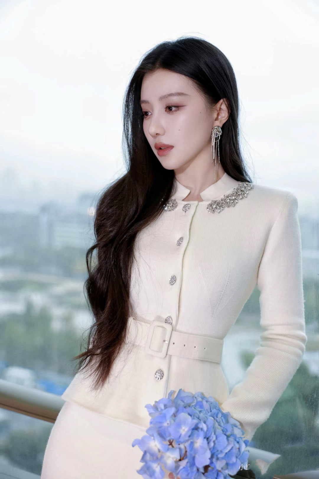 NO:717186,,,19860909,,,Women's clothing