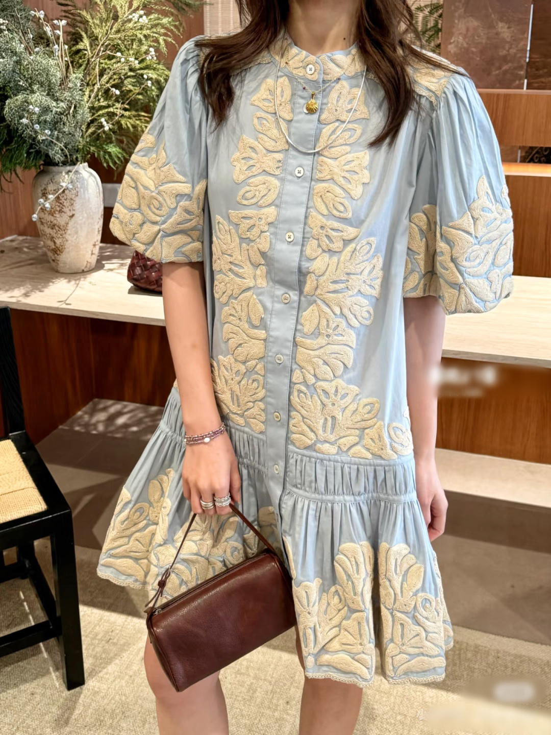 NO:730133,,,19860909,,,Women's clothing