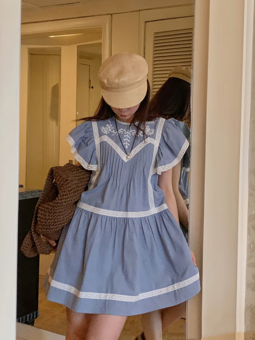 NO:737927,,,19860909,,,Women's clothing