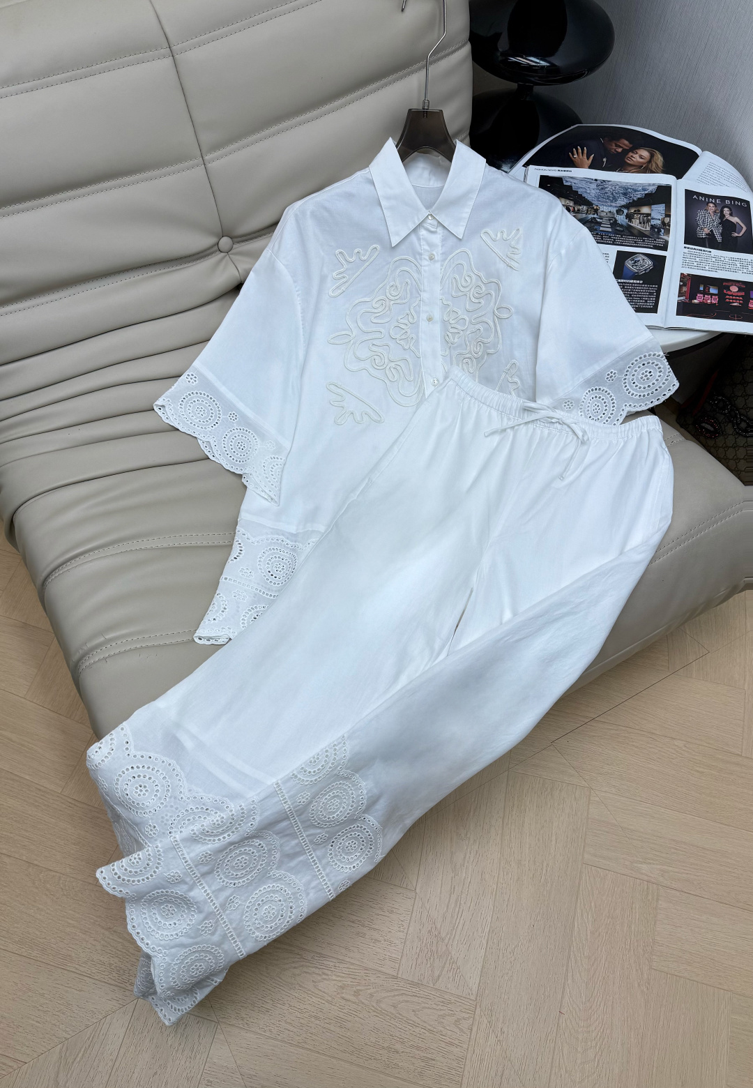 NO:739772,Top, pants, p 26ss white hollow embroidered shirt + wide-leg pants, simple and elegant, the shirt is exquisitely embroidered + lace cuffs, full of details. The pants are loose and drapey, and the hollow embroidery echoes the top, light and breathable, super comfortable to wear in summer!  Made of cotton, it is skin-friendly and breathable. It can be easily used for commuting, vacationing, and daily life. It can be casual and lazy or artistic and retro style. It directly fills the room with a fresh and natural feeling~ Monochrome 34-36-38,, shirts,19860909上衣 裤子p 26ss白色镂空刺绣衬衫+阔腿裤,简约优雅,衬衫精致刺绣+蕾丝袖口,细节满分.裤子宽松垂感,镂空刺绣呼应上衣,轻盈透气,夏天穿超舒服！棉材质,亲肤又透气,通勤、度假、日常都能轻松驾驭,随性慵懒or文艺复古风都能get,清新自然感直接拉满～ 单色34-36-38,,shirts,,Women's clothing