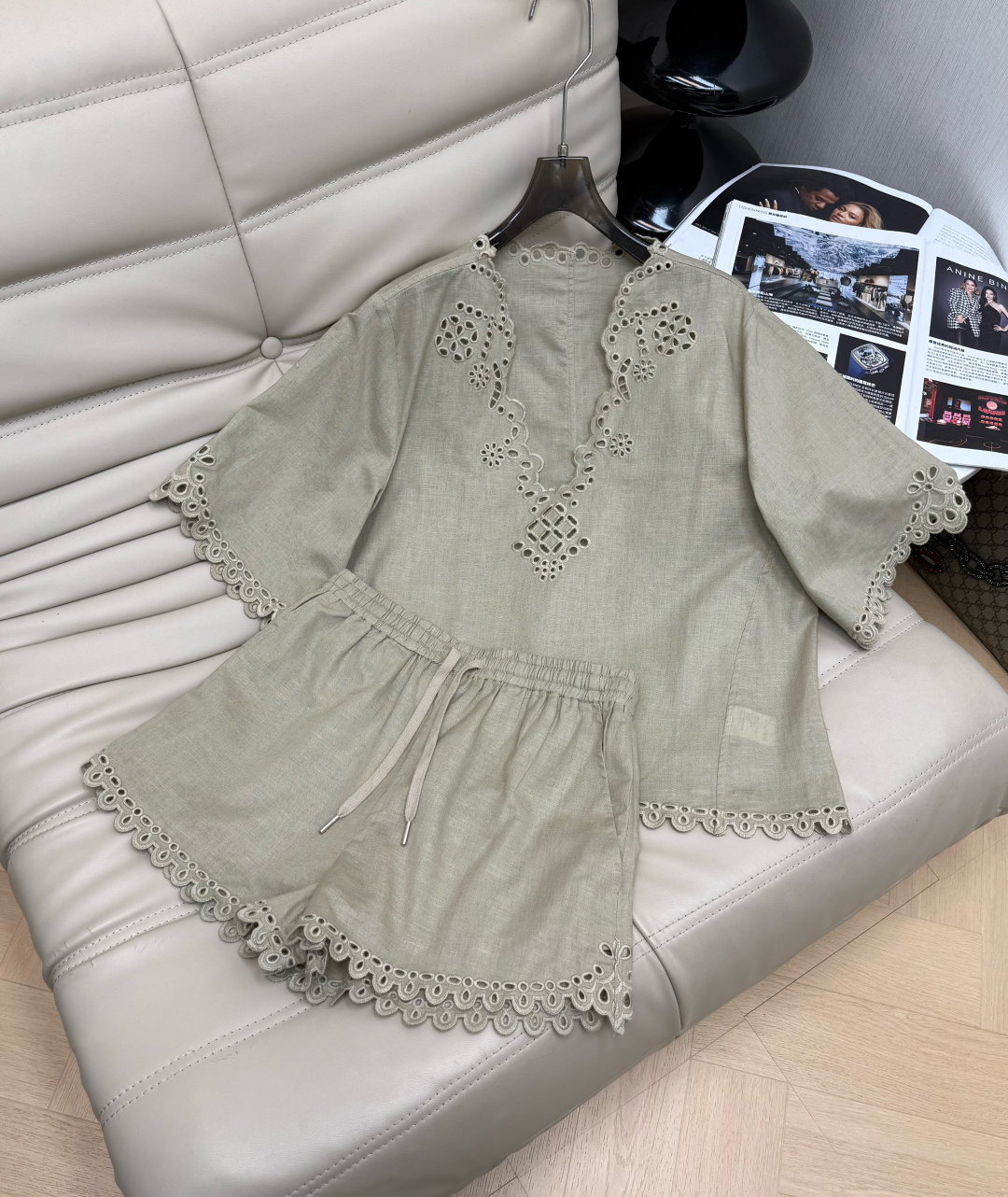 NO:740721,Upper skirt: 26ss high-quality hollow lace suit, including V-neck short-sleeved top + elastic waist shorts, light and breathable fabric, perfect for summer!  Exquisite hollow lace design, full of French romantic atmosphere. The V-neck modifies the neck line, and the elastic waist of the shorts is comfortable and flattering. It can be easily used for daily outings and vacations. It is elegant and practical, and a must-have for summer wear!  Color 34-36-38,,skirts,shorts,T-shirt,19860909上半裙 26ss高品质镂空花边套装,包含V领短袖上衣+松紧腰短裤,轻薄透气面料超适合夏天！精致镂空花边设计,法式浪漫氛围感满满.V领修饰颈部线条,短裤松紧腰舒适又显身材,日常出街、度假都能轻松驾驭,优雅又实用,夏日穿搭必备！色34-36-38,,skirts,shorts,T-shirt,,Women's clothing