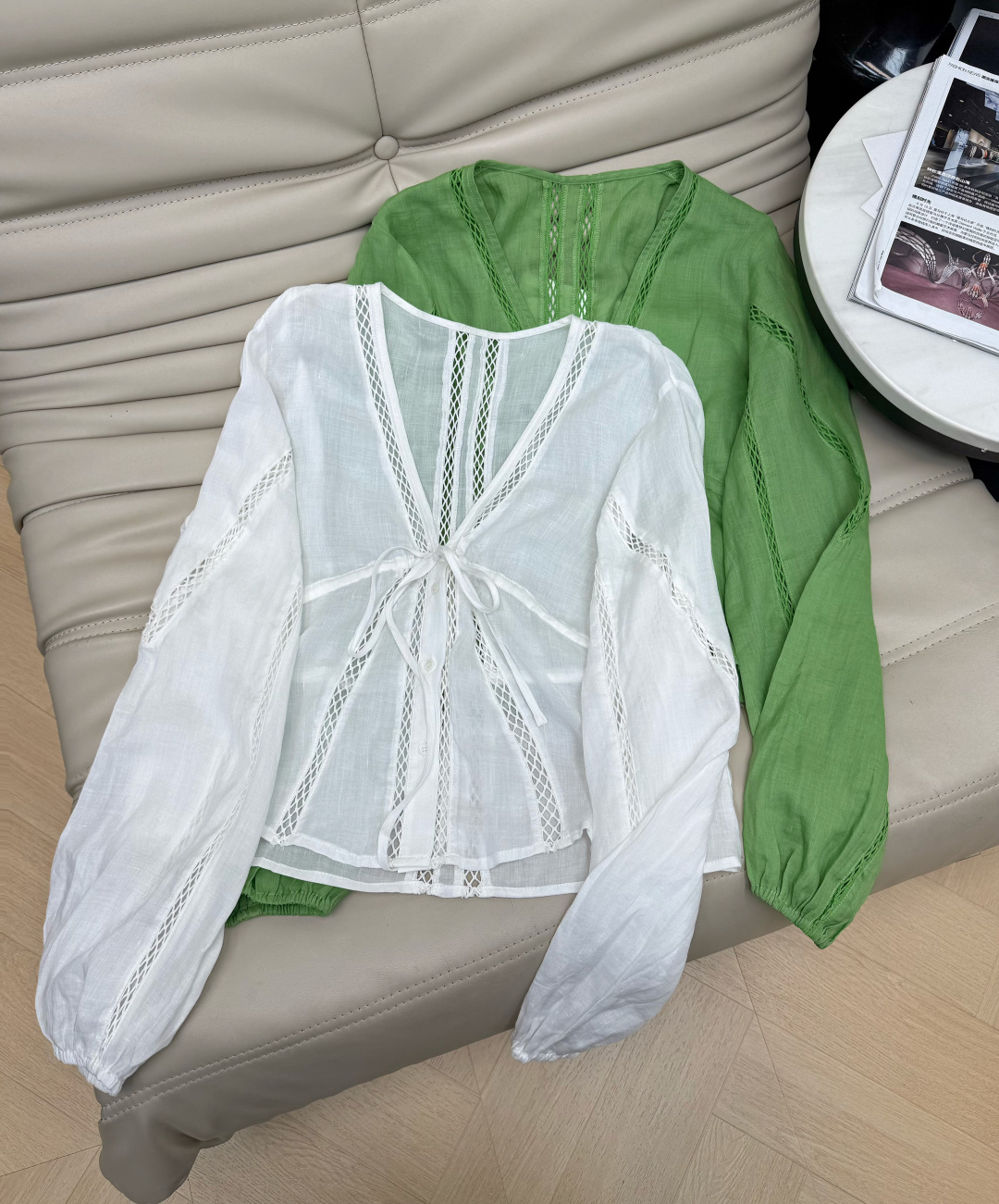 NO:791367,2026 new shirt, natural linen breathable fabric, super comfortable to wear in spring and summer!  The V-neck hollow embroidery is full of details, elegant and layered. It is loosely cut, with slightly closed cuffs, casual and refined, and looks great with jeans or skirts ~ It can be easily used for daily commuting and leisure, practical and fashionable SML,,skirts,jeans,shirts,198609092026新款衬衫 天然亚麻透气面料 春夏穿超舒服！V领镂空刺绣 细节满满,优雅又有层次感.宽松剪裁,袖口微收,随性又精致,搭牛仔裤或半裙都很好看～日常通勤、休闲都能轻松驾驭,实用又时髦 SML,,skirts,jeans,shirts,,Women's clothing
