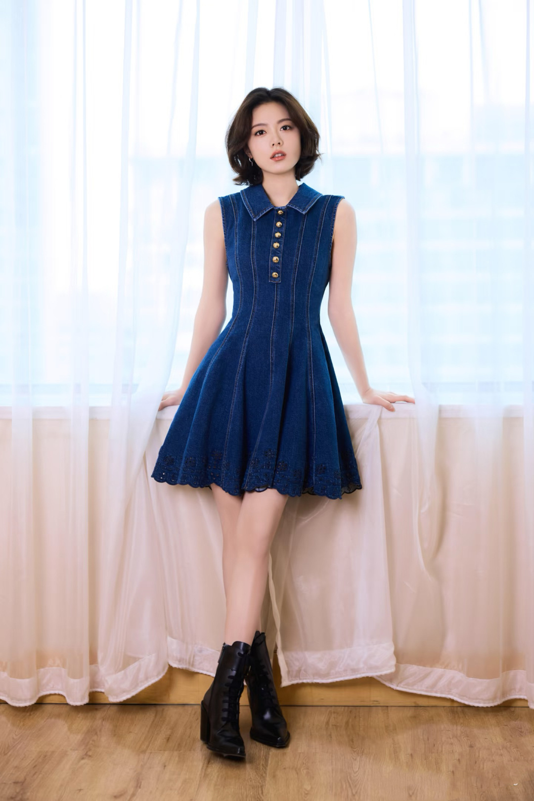 NO:806858,,,19860909,,,Women's clothing