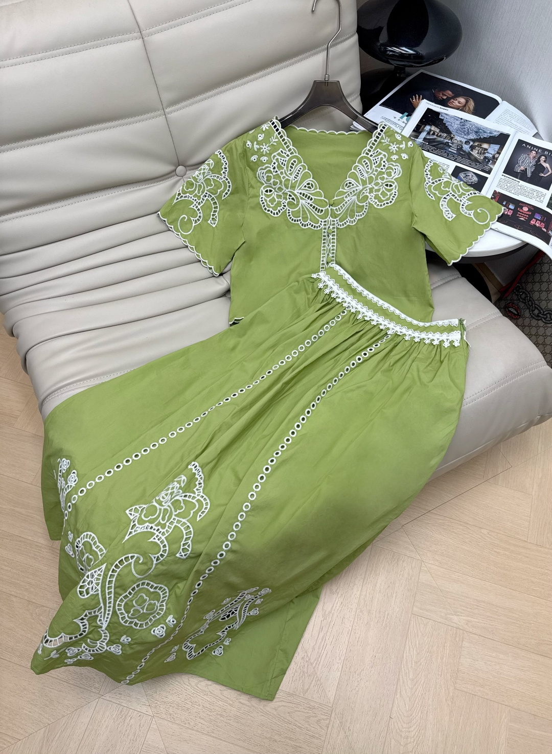 NO:807412,Top and skirt 26Ss embroidered top and skirt. The French design is super atmospheric!  Cotton fabric is light and breathable, super comfortable to wear in spring and summer. Exquisite hollow embroidery + V-neck short sleeves are elegant and white, and the skirt is loose and ankle-length. It can be easily worn in daily life or on vacation. It mainly focuses on French romance, perfect details, and fresh and natural feeling. Three colors 34-36-38, skirts, T-shirt,19860909上衣半裙26Ss刺绣上衣半裙 法式设计超有氛围感！棉质面料轻盈透气,春夏穿超舒服.精致镂空刺绣+V领短袖,优雅又显白,裙摆宽松及踝 日常或度假都能轻松驾驭 主打法式浪漫,细节满分,清新自然感直接拉满～三色34-36-38,,skirts,T-shirt,,Women's clothing