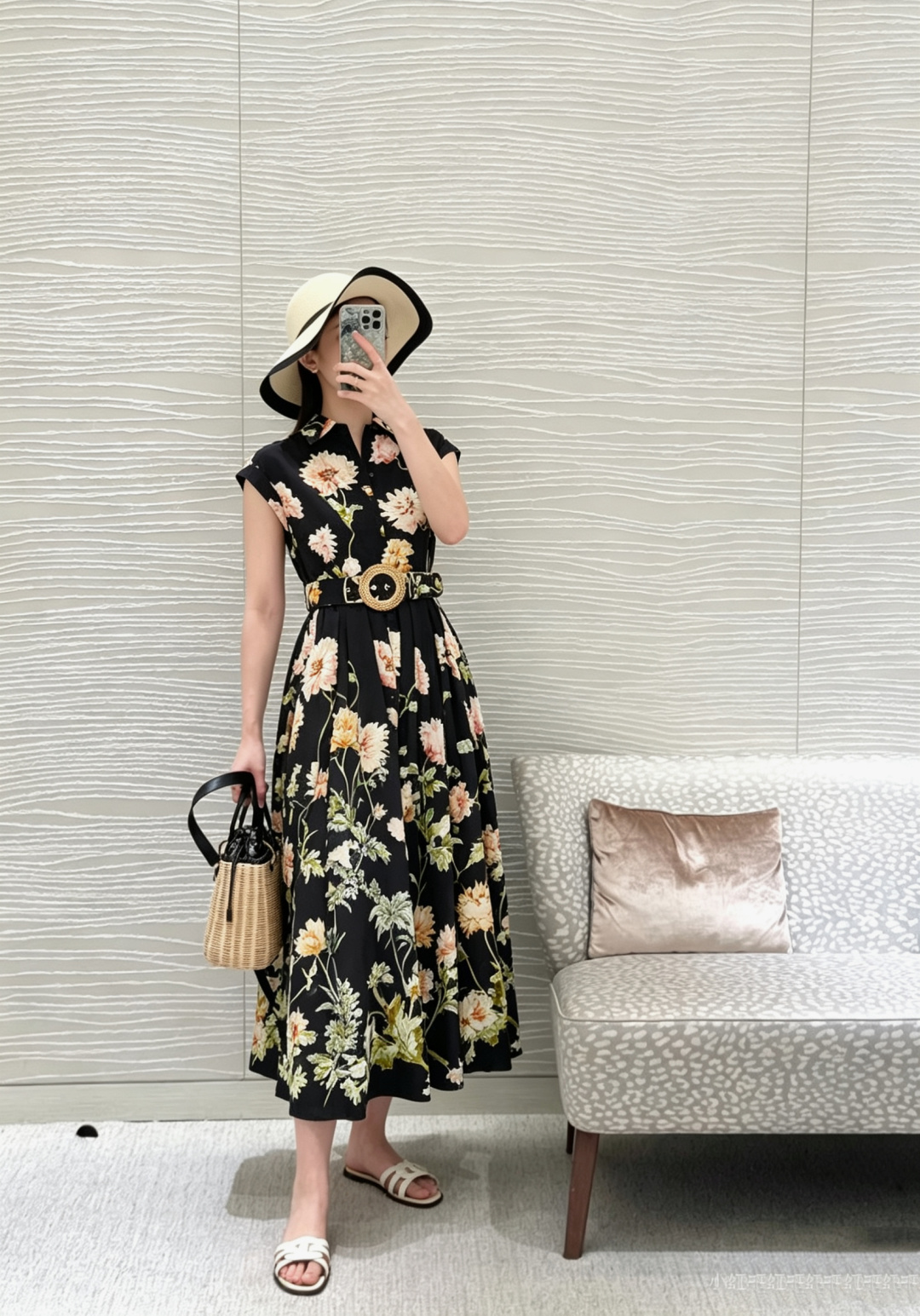 NO:807404,,,19860909,,,Women's clothing