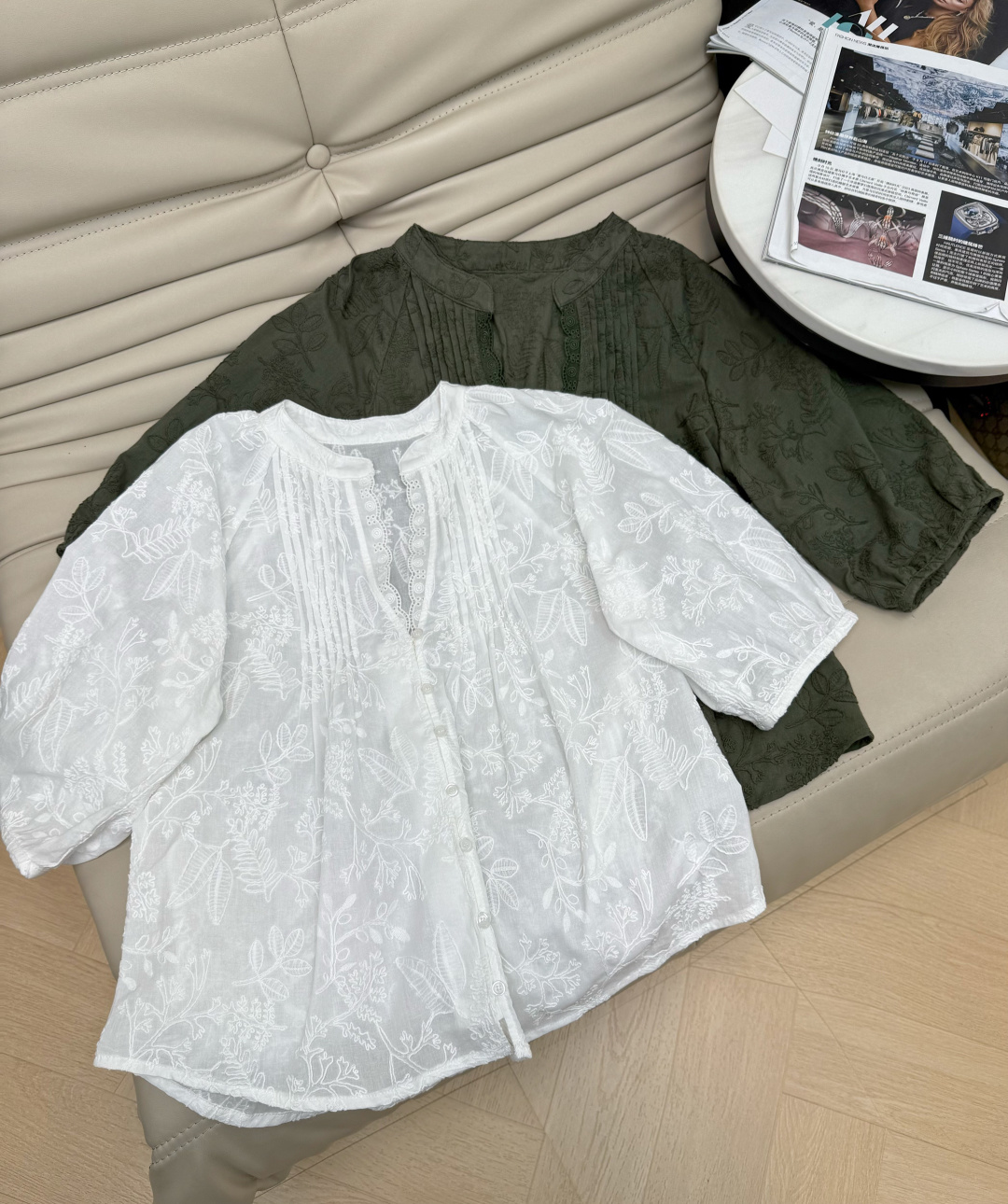 NO:837308,2802026Ss niche series flower embroidered shirt, the fabric is light and breathable, super comfortable to wear in summer!  Loose fit + exquisite flower embroidery, full of details, elegant and classy. V-neck + front buttons, easy to put on and take off, puff sleeve design adds a feminine touch. It goes well with jeans or skirts. It is a versatile item in the summer wardrobe!  SML,,skirts,jeans,shirts,198609092802026Ss小众系列花朵刺绣衬衫,面料轻薄透气,夏天穿超舒服！宽松版型+精致花朵刺绣,细节满满,优雅又有气质 V领+前襟纽扣,穿脱方便,泡泡袖设计增添柔美气息.搭配牛仔裤或半裙都很出彩 是夏季衣橱百搭神器！ SML,,skirts,jeans,shirts,,Women's clothing
