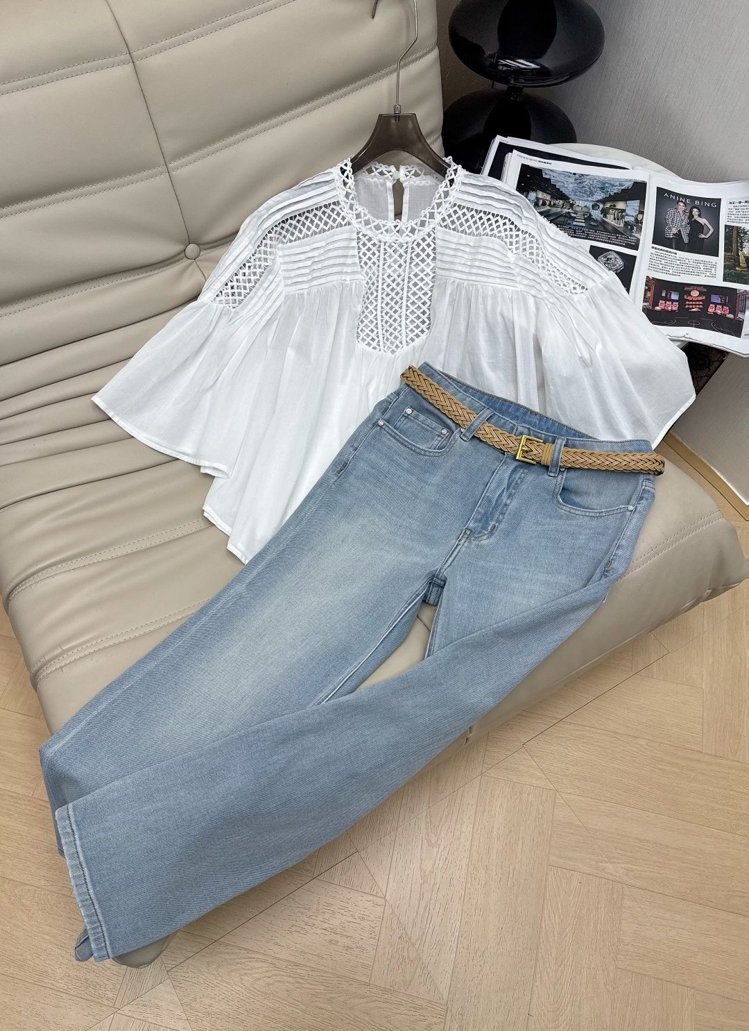 NO:904335,Tops and pants p 26Ss white hollow shirt, made of light cotton fabric, breathable and comfortable, perfect for spring and summer!  The hollow crochet pattern + V-shaped structure fills the French romantic atmosphere. The loose fit + mid-sleeve design covers the flesh and makes you look slimmer, making it easy to control for daily leisure or vacation. Pair it with denim shorts or a long skirt, it is fresh and natural, and you can easily get a lazy and high-end feel. Recommend 34-36-38,,skirts, shorts, shirts,19860909上衣裤子p 26Ss白色镂空衬衫,采用轻薄棉质面料,透气又舒适,春夏穿超合适！镂空钩花+V字结构,法式浪漫氛围感拉满.宽松版型+中袖设计,遮肉显瘦不挑身材,日常休闲或度假都能轻松驾驭.搭配牛仔短裤或长裙,清新自然,轻松get慵懒高级感 推荐34-36-38,,skirts,shorts,shirts,,Women's clothing