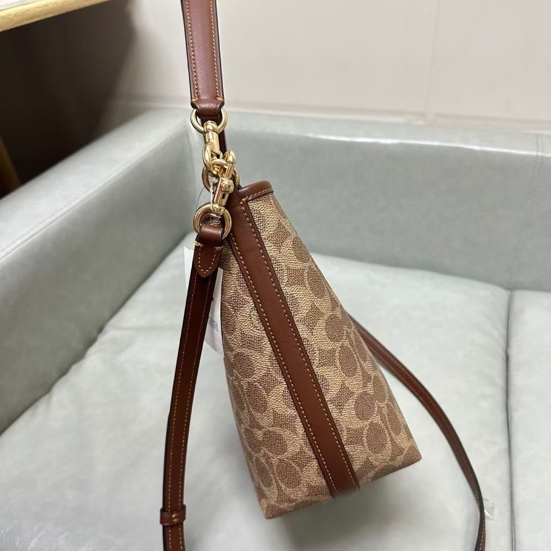 Coach ～纯原 Coach蔻驰CT800 最新款City bucket系列 老花水桶包 牛皮配PVC材质