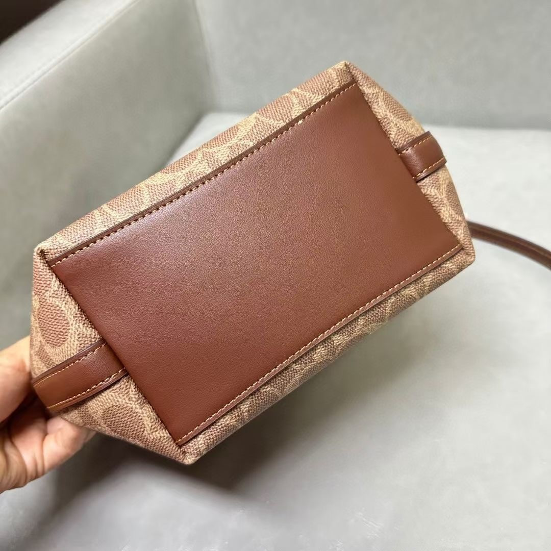 Coach ～纯原 Coach蔻驰CT800 最新款City bucket系列 老花水桶包 牛皮配PVC材质
