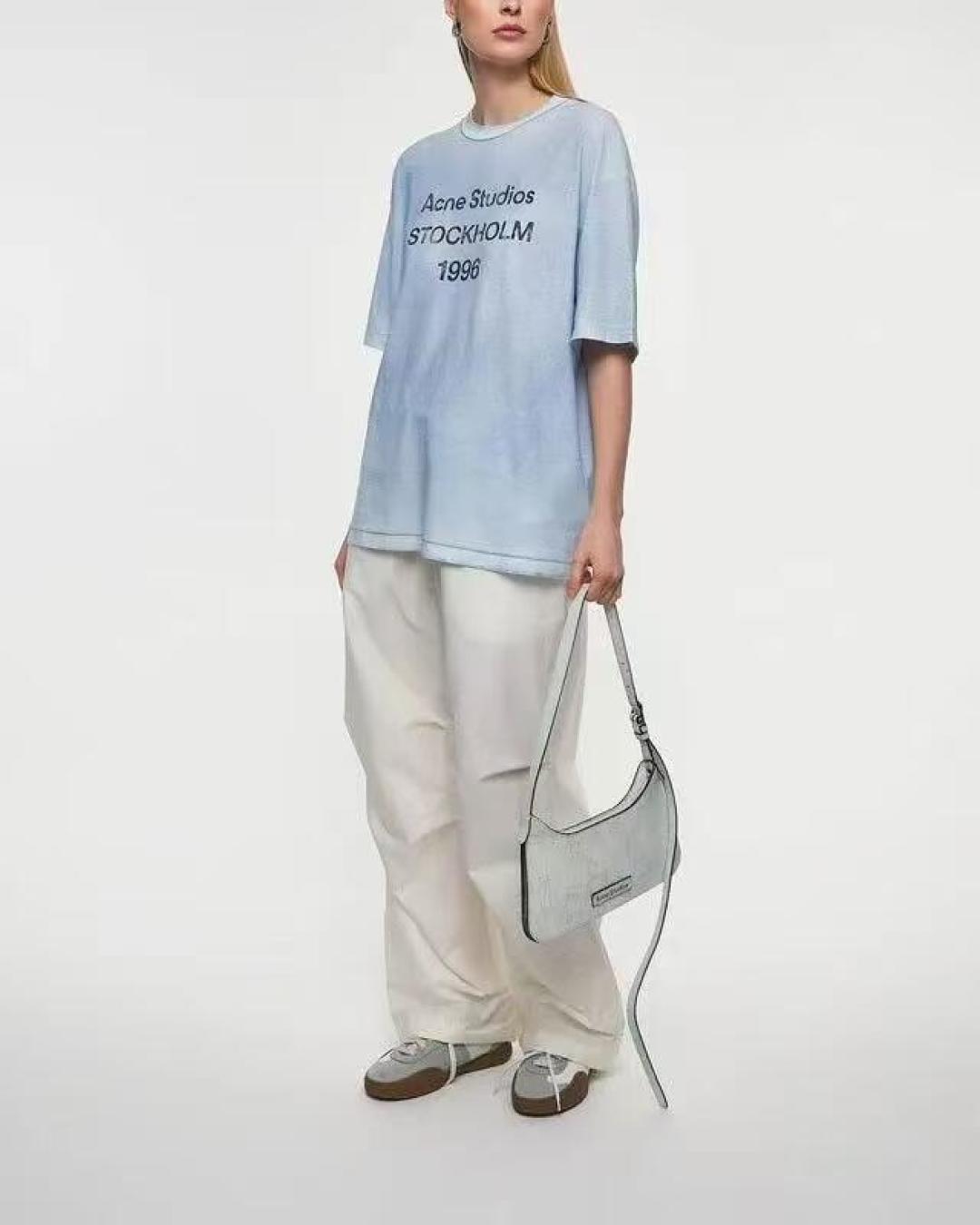 Alternative view of T-Shirt 10240