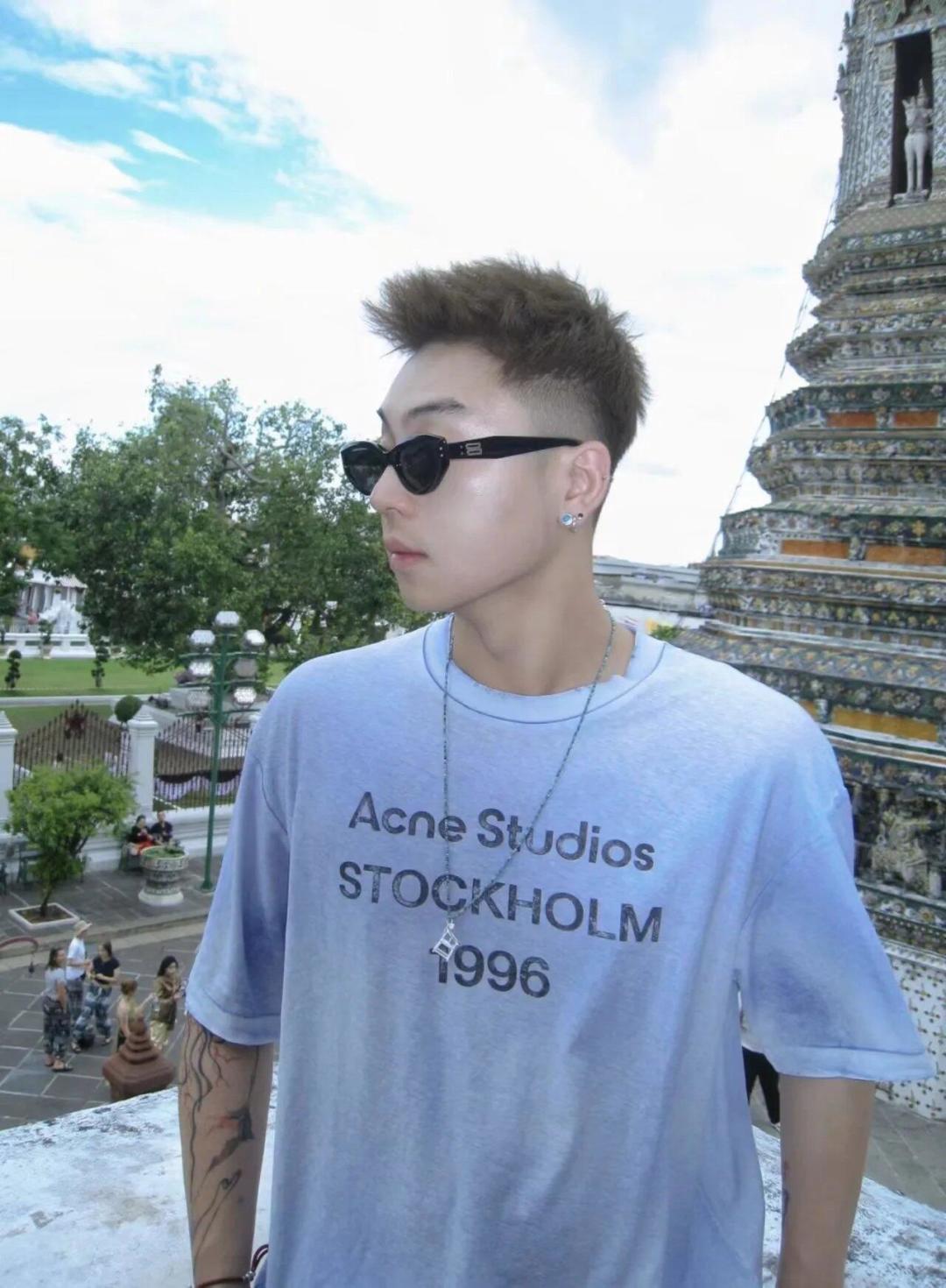 T-Shirt 10240