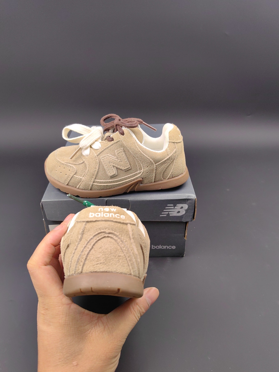 Miu Miu Velcro Children's Casual Shoes - Stylish & Comfortable 7 cmp a1754206871995 5676