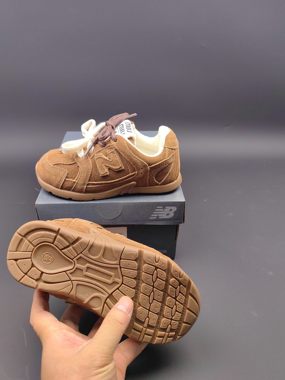 Miu Miu Velcro Sneakers - Stylish and Comfortable Children's Shoes (Sizes 24-37) 6 cmp a1754206979083 0544