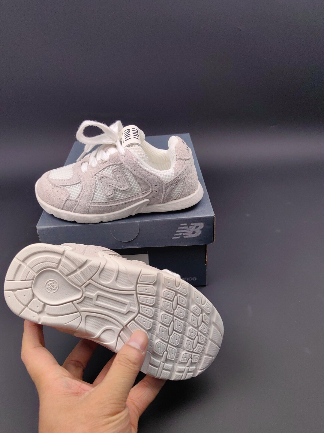 Miu Miu Velcro Children's Sneakers: Stylish & Comfortable, Sizes 24-37 6 cmp a1754207034750 6667