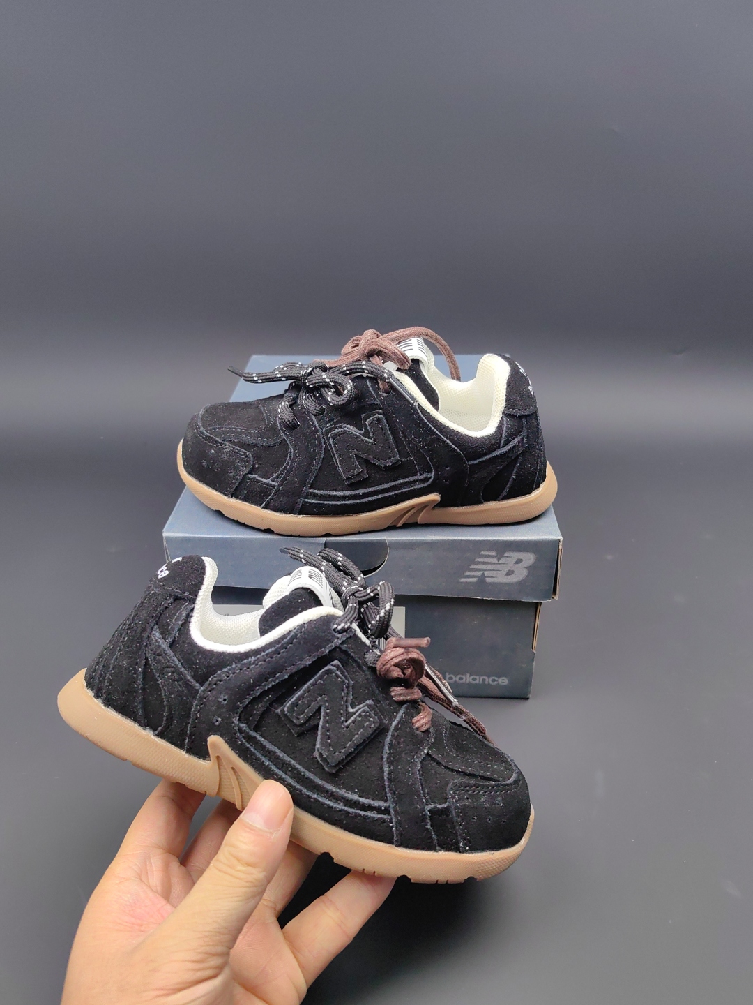 Miu Miu Velcro Sneakers for Kids - Stylish, Comfortable, and Easy to Wear 4 cmp a1754207056930 7744