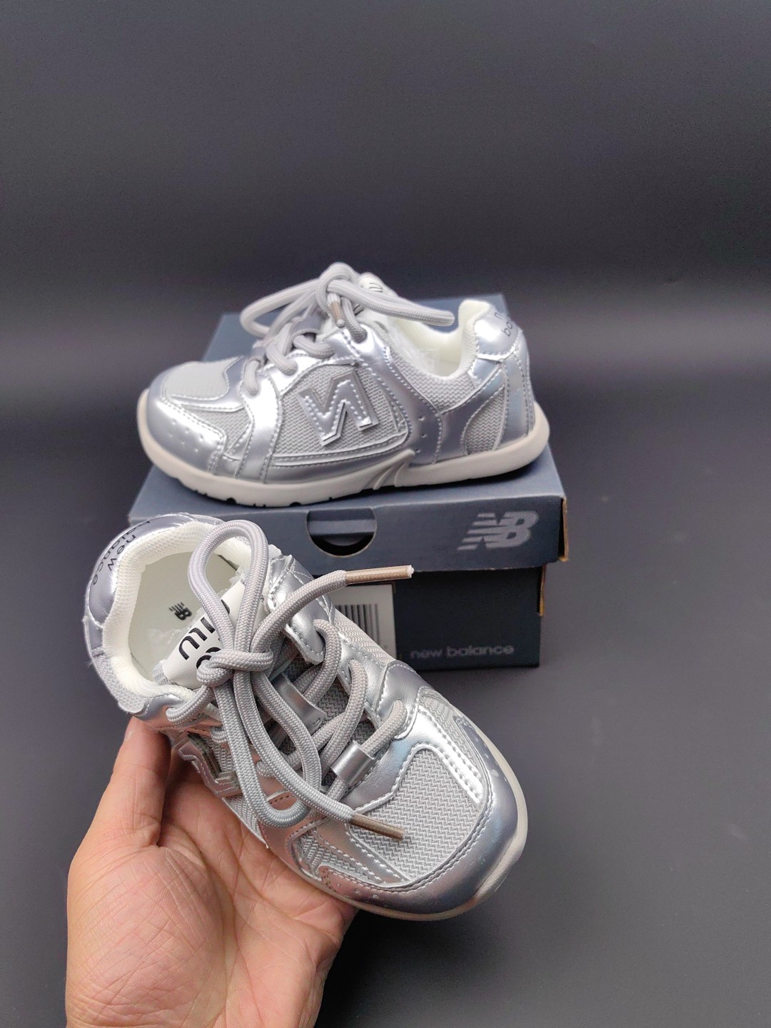 Miu Miu Velcro Sneakers: Stylish & Comfortable Casual Shoes for Kids (Sizes 24-37) 5 cmp a1754207100091 6022