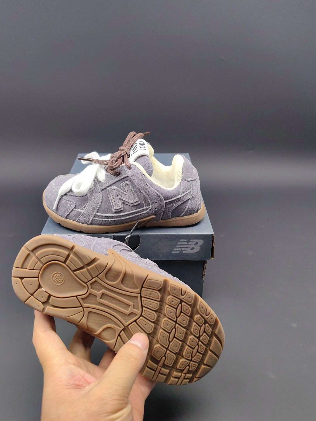 Miu Miu Velcro Kids' Sneakers - Stylish & Comfortable, Sizes 24-37 6 cmp a1754207122882 1856