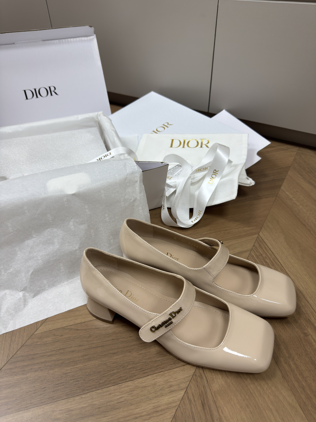 디올 신발 93132 Dior Shoes