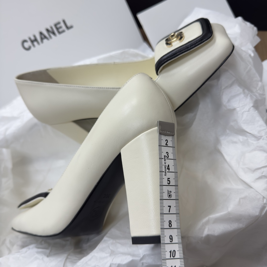 Chanel - Sandals